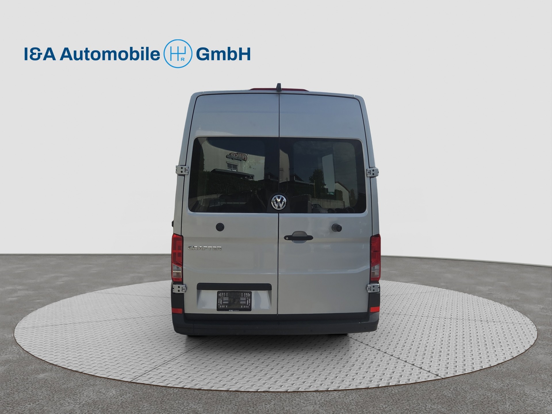 VW Crafter 35 2.0 TDI Entry L3 A-image-5