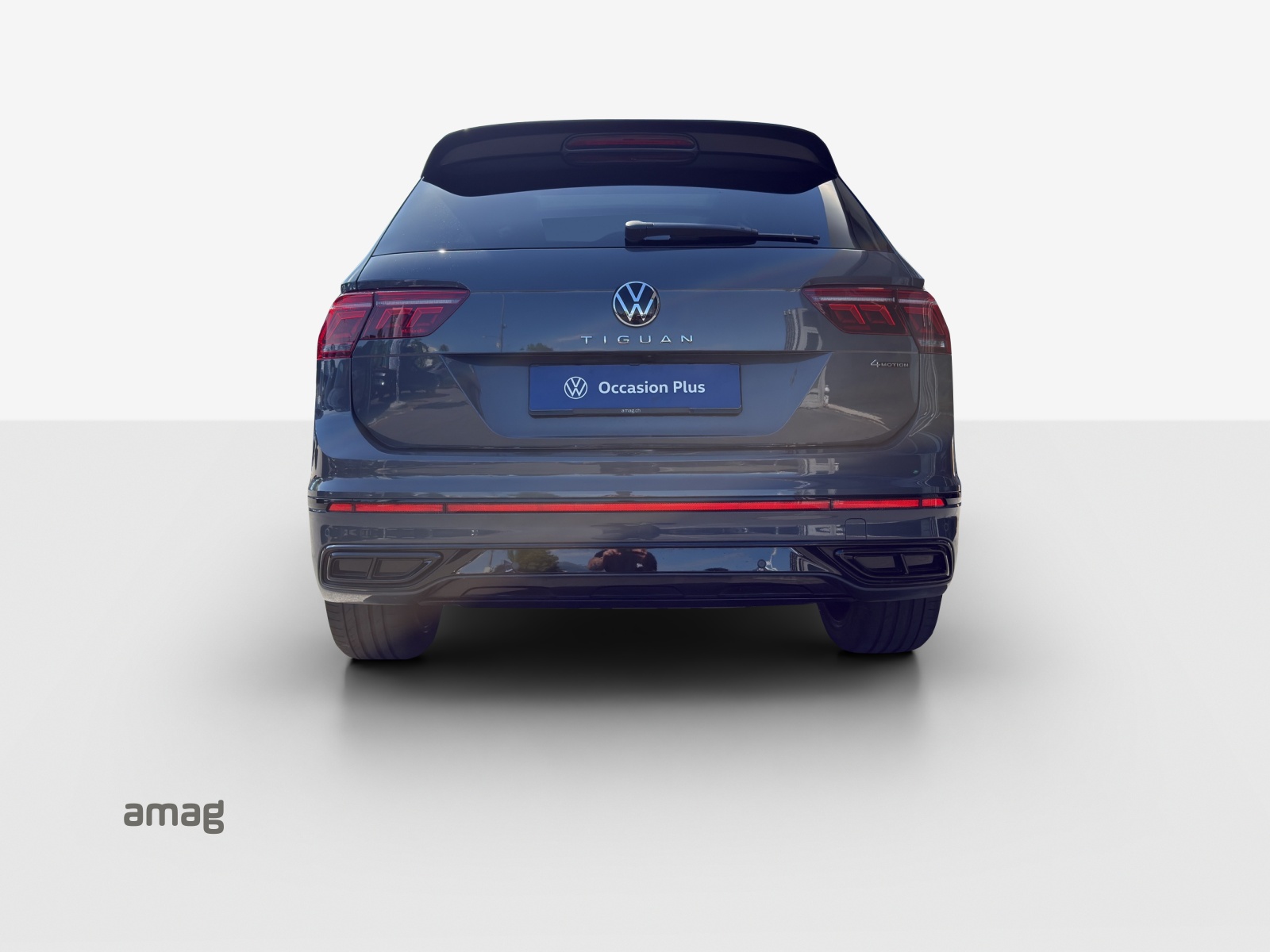 VW Tiguan 2.0TSI R-Line 4Motion DSG-image-3