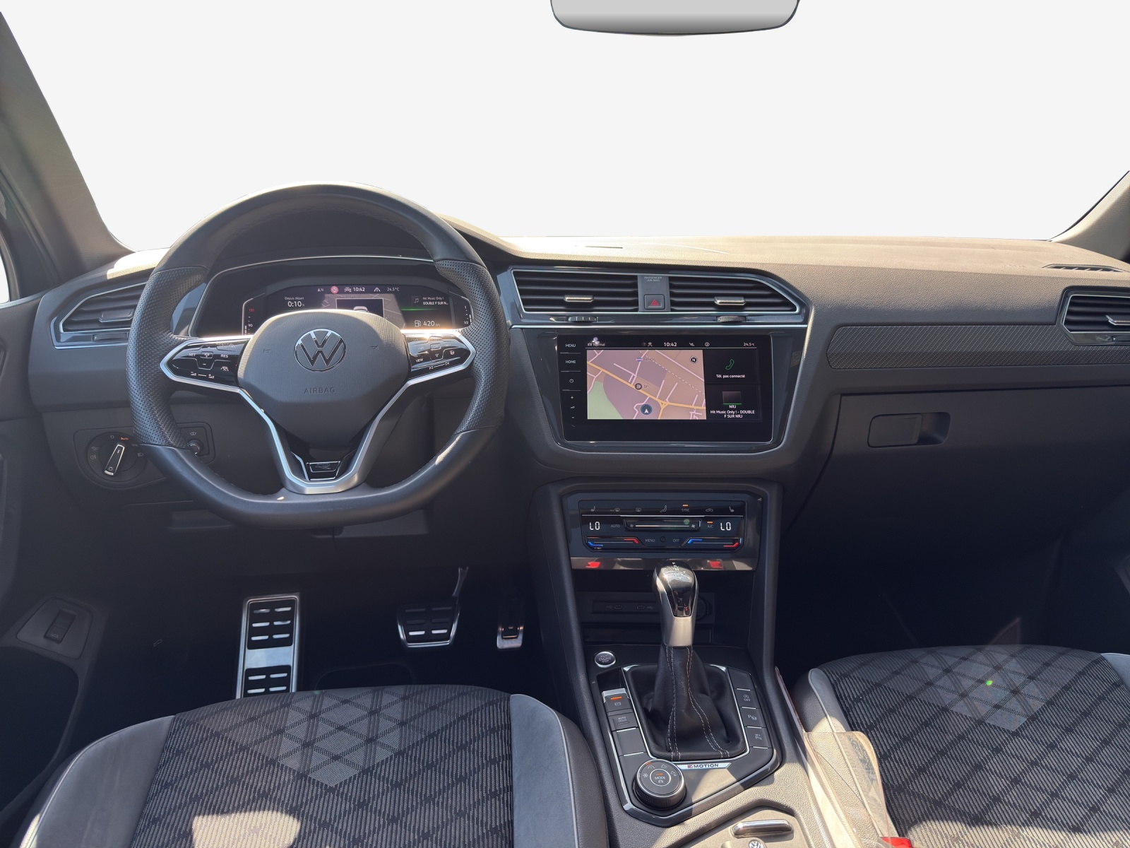 VW Tiguan 2.0TSI R-Line 4Motion DSG-image-8