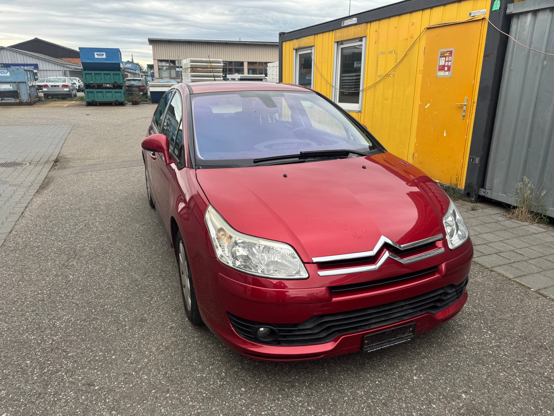 CITROEN C4 Berline 1.6 16V HDi VTR-image-2
