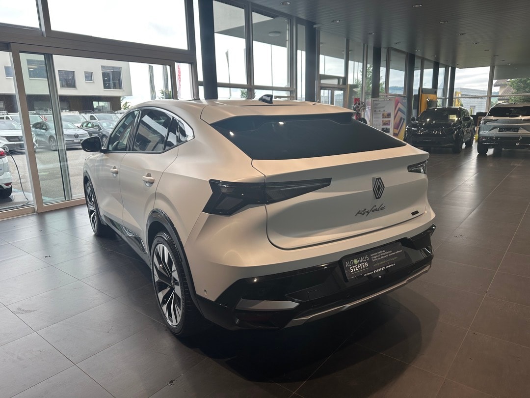 RENAULT Rafale 1.2 E-Tech Hybrid 200 Techno-showroom-element-3
