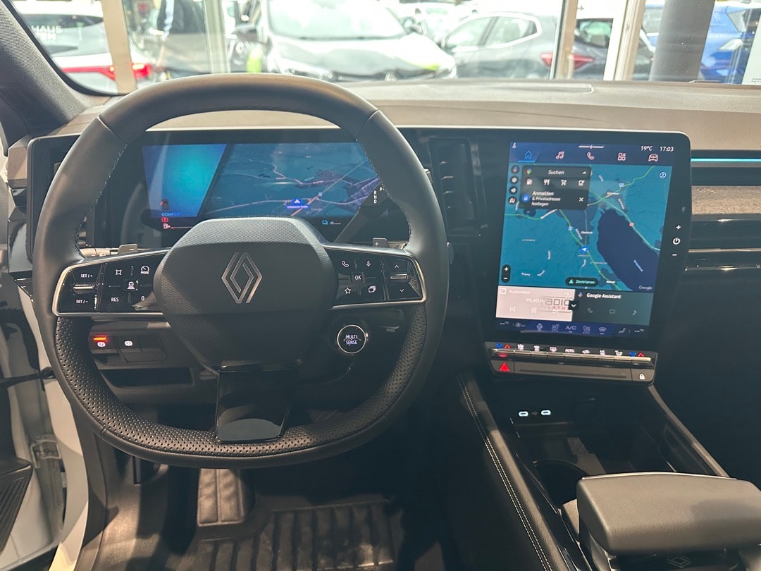 RENAULT Rafale 1.2 E-Tech Hybrid 200 Techno-image-12