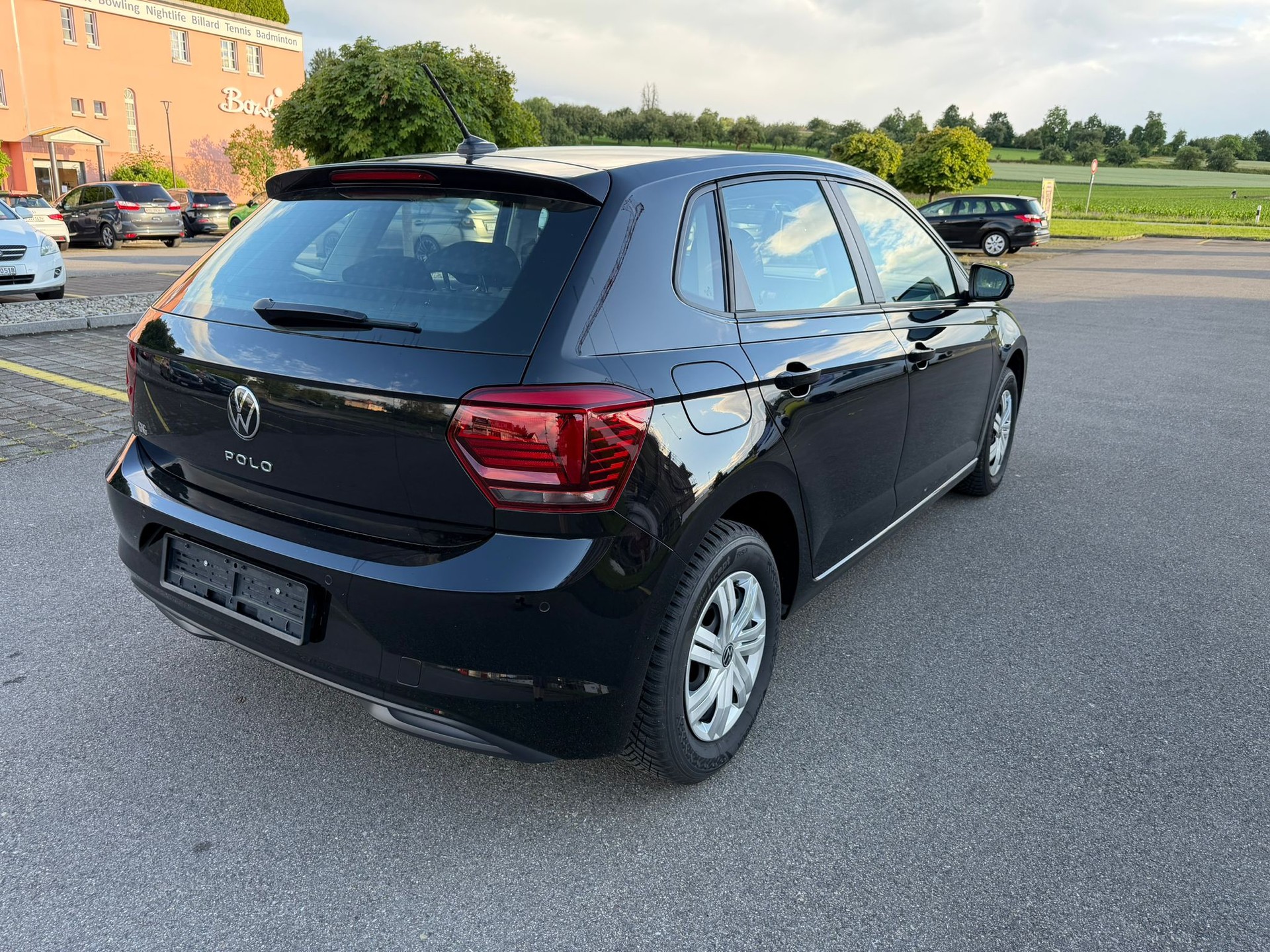 VW Polo 1.0 BMT Trendline-image-4
