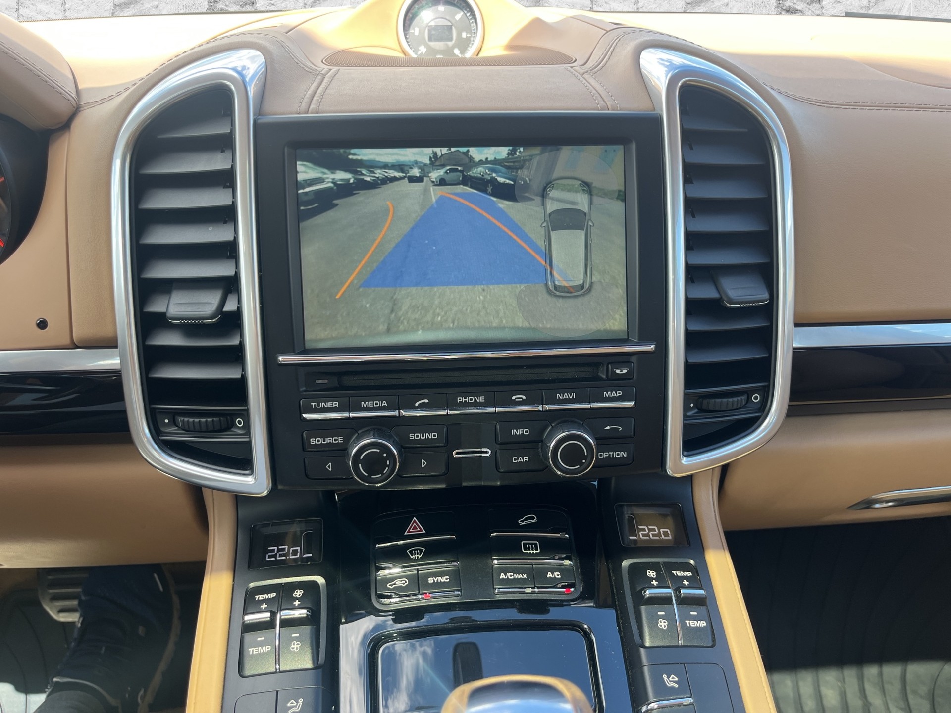 PORSCHE Cayenne Diesel-image-9