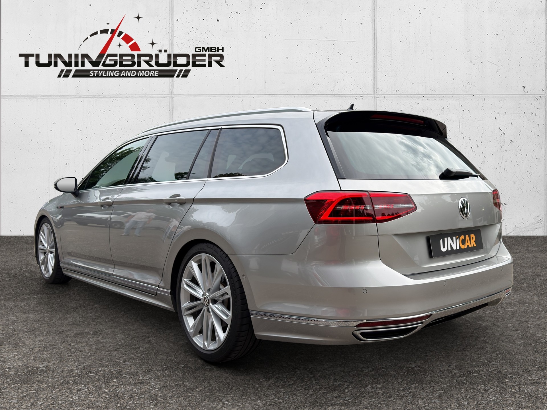 VW Passat Variant 2.0 TDI BMT High. DSG 4Motion-image-7