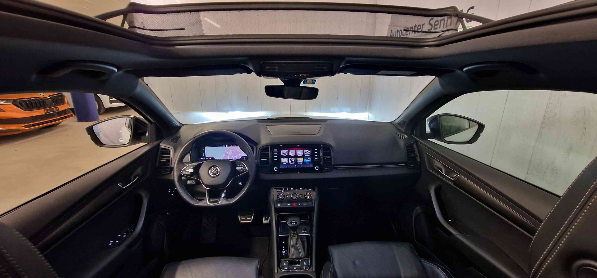 SKODA Karoq 2.0 TSI SportLine 4x4 DSG-image-14