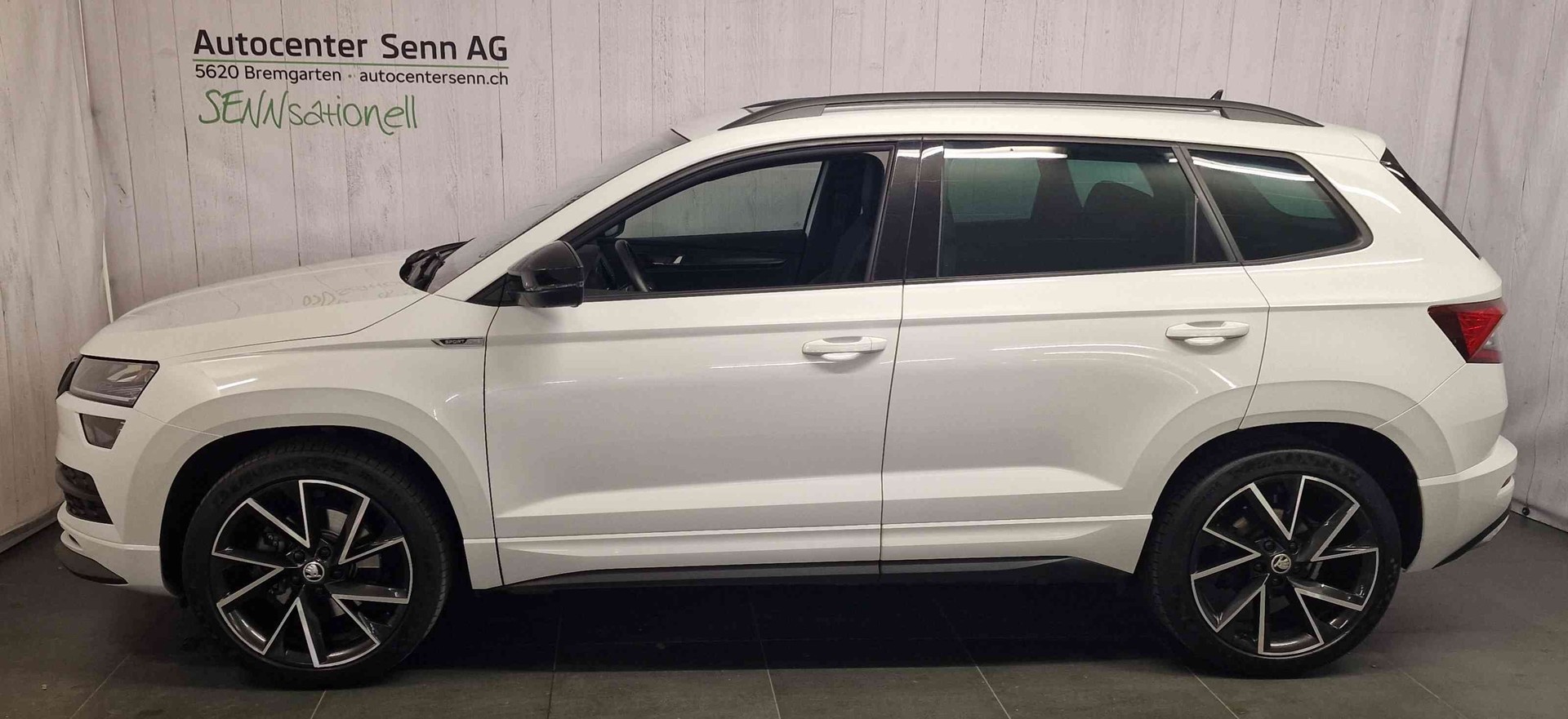 SKODA Karoq 2.0 TSI SportLine 4x4 DSG-image-2