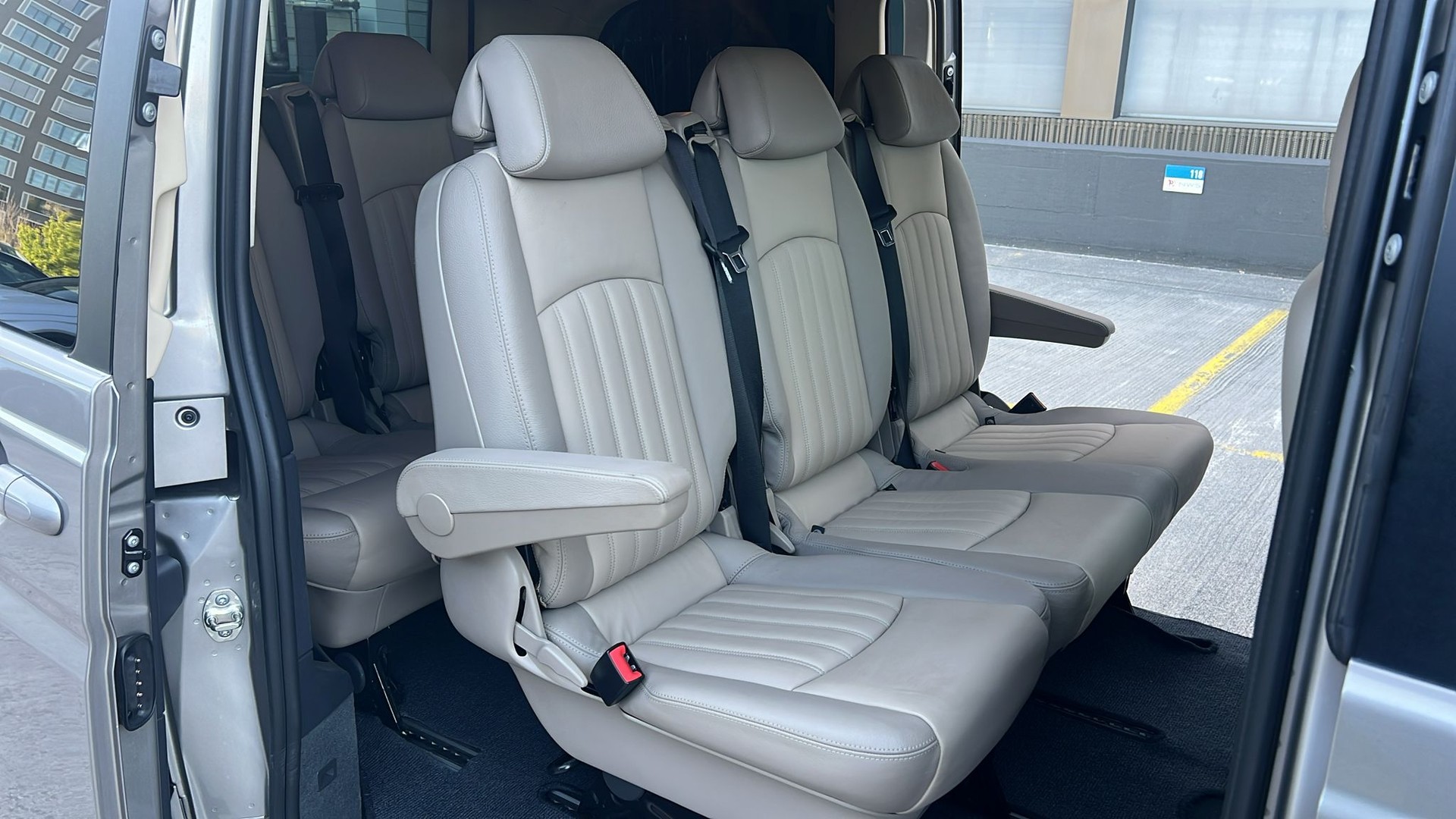 MERCEDES-BENZ Viano 2.2 CDI Blue Efficiency Ambiente-image-16