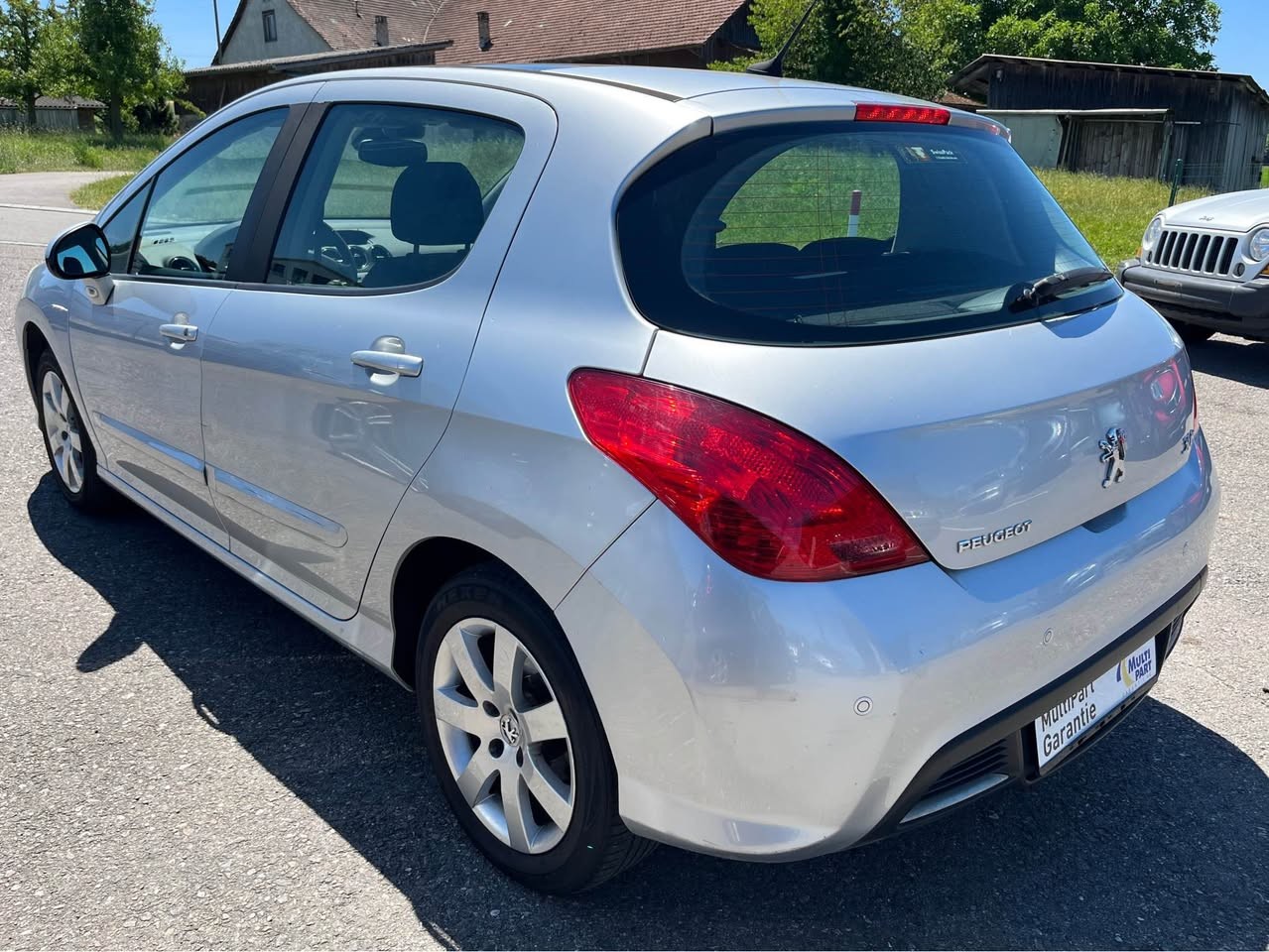 PEUGEOT 308 1.6 16V T Sport Pack Automatic-image-4