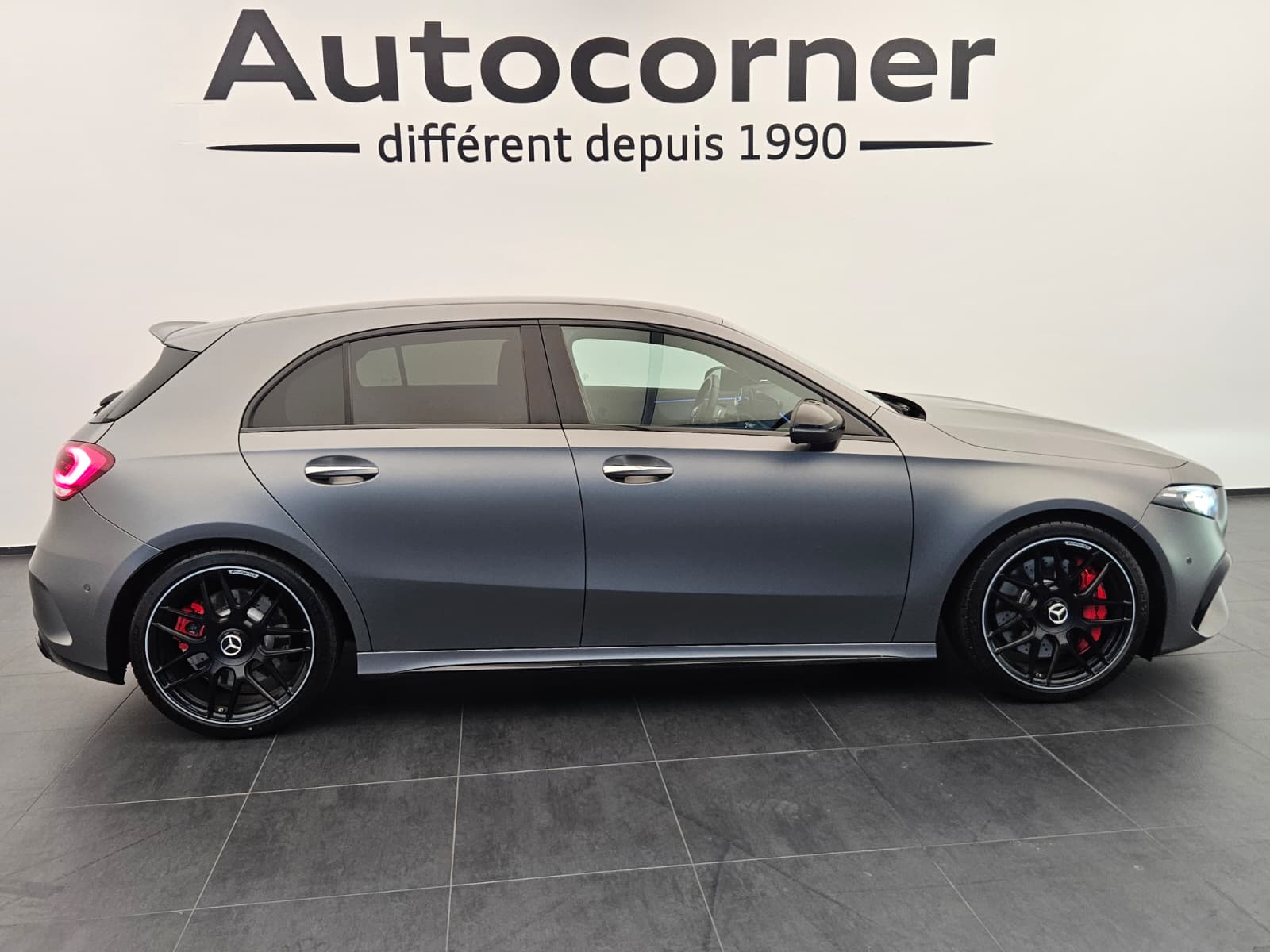 MERCEDES-BENZ A 45 S AMG 4Matic+ Speedshift-image-5