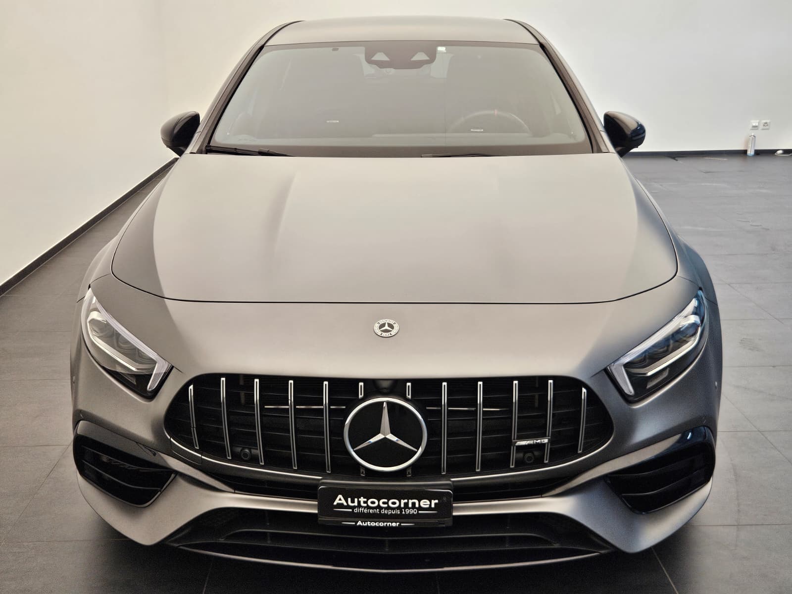 MERCEDES-BENZ A 45 S AMG 4Matic+ Speedshift-showroom-element-3