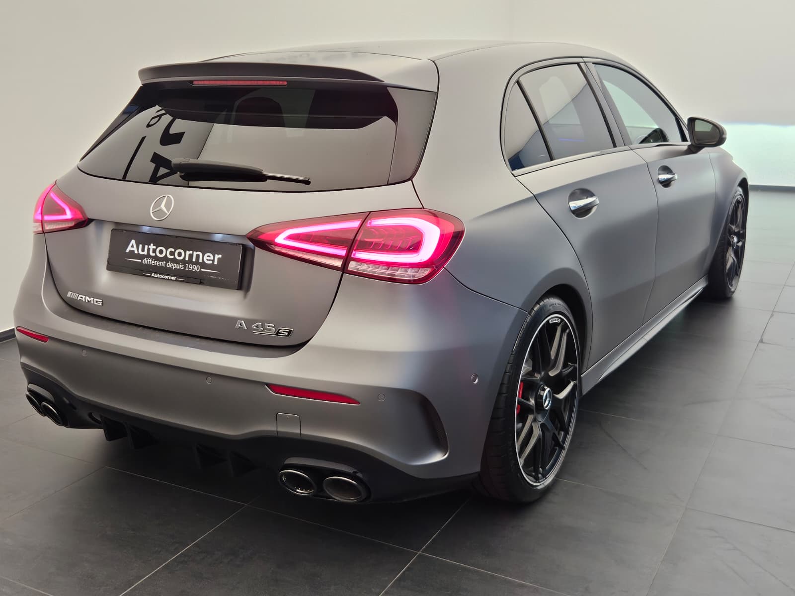 MERCEDES-BENZ A 45 S AMG 4Matic+ Speedshift-image-6