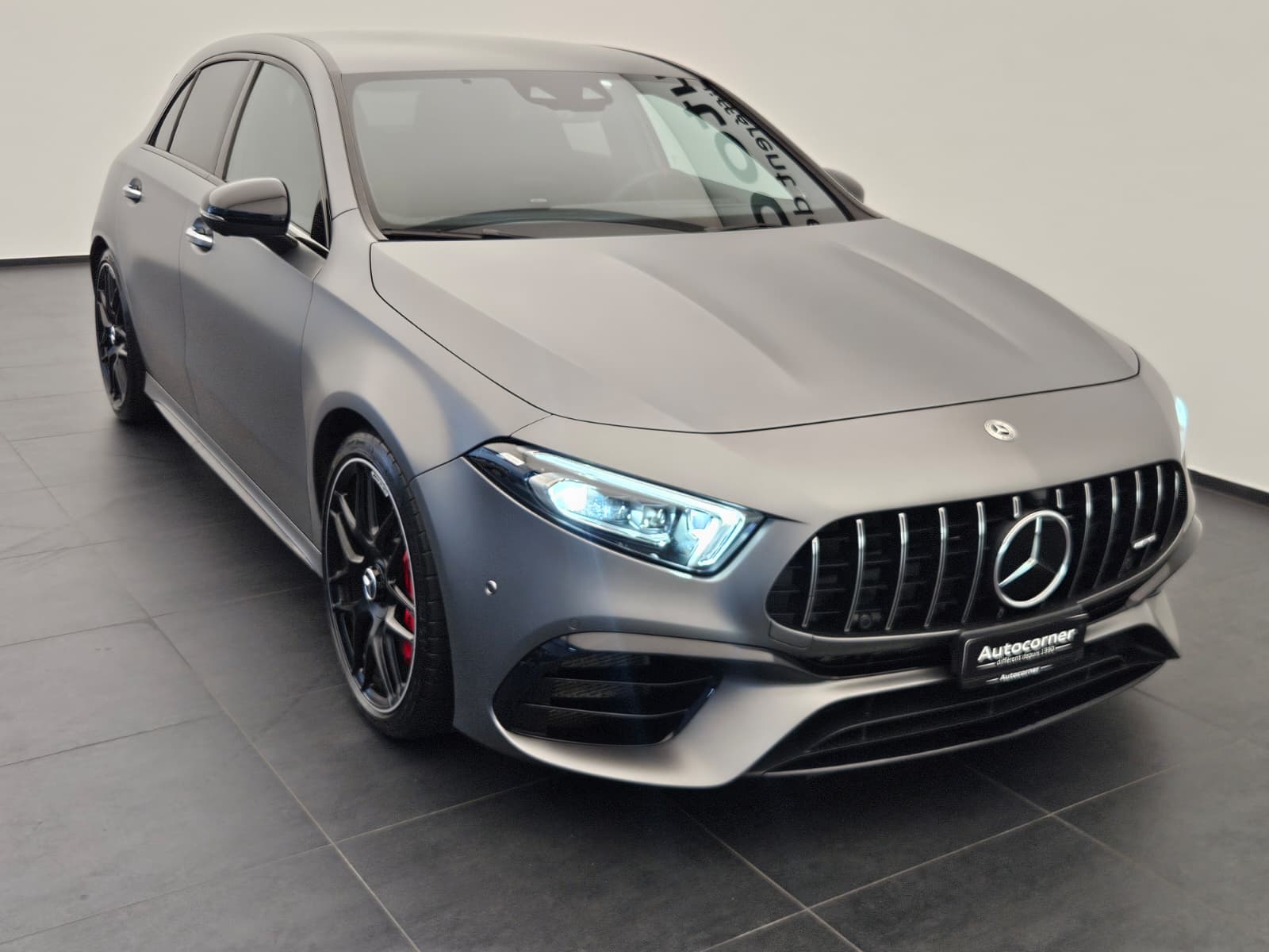MERCEDES-BENZ A 45 S AMG 4Matic+ Speedshift-image-4