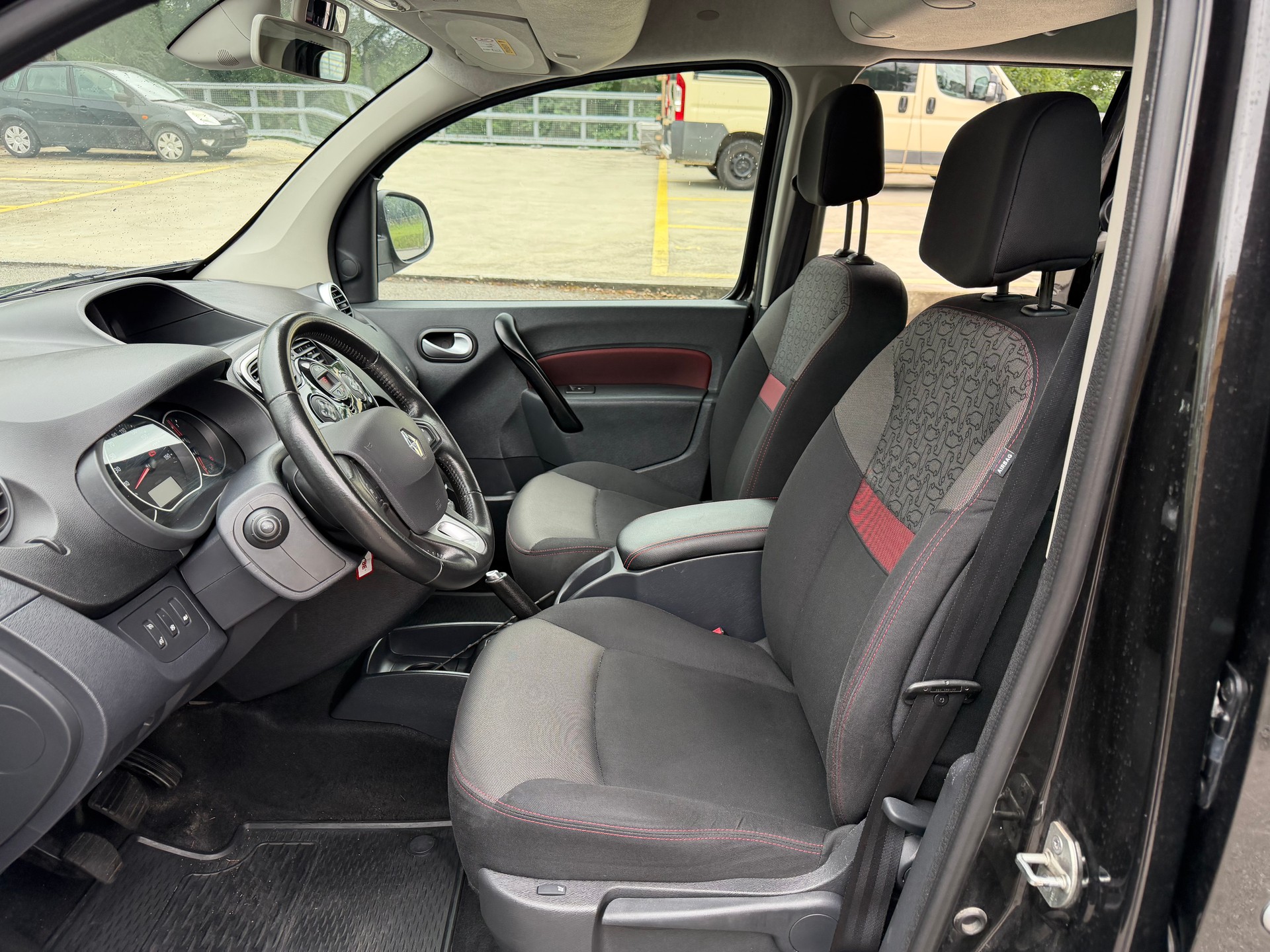 RENAULT Kangoo 1.2 16V Turbo Story-image-13