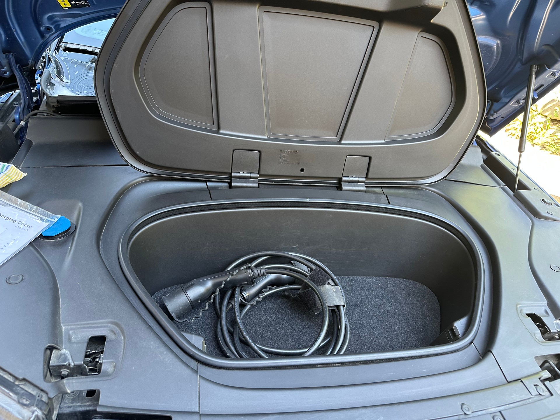 VOLVO P8 Twin R-Design AWD-image-13