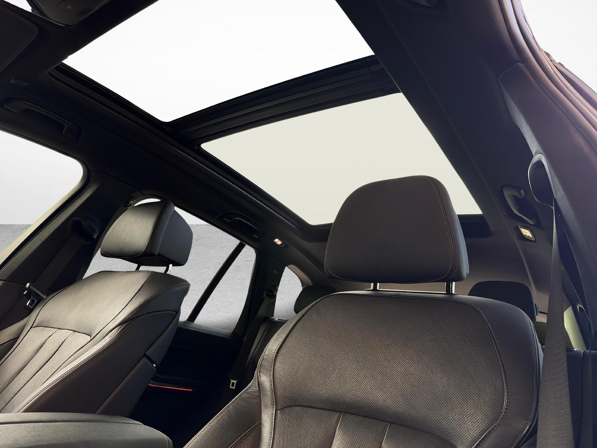 BMW X5 45e xDrive SAG-image-12