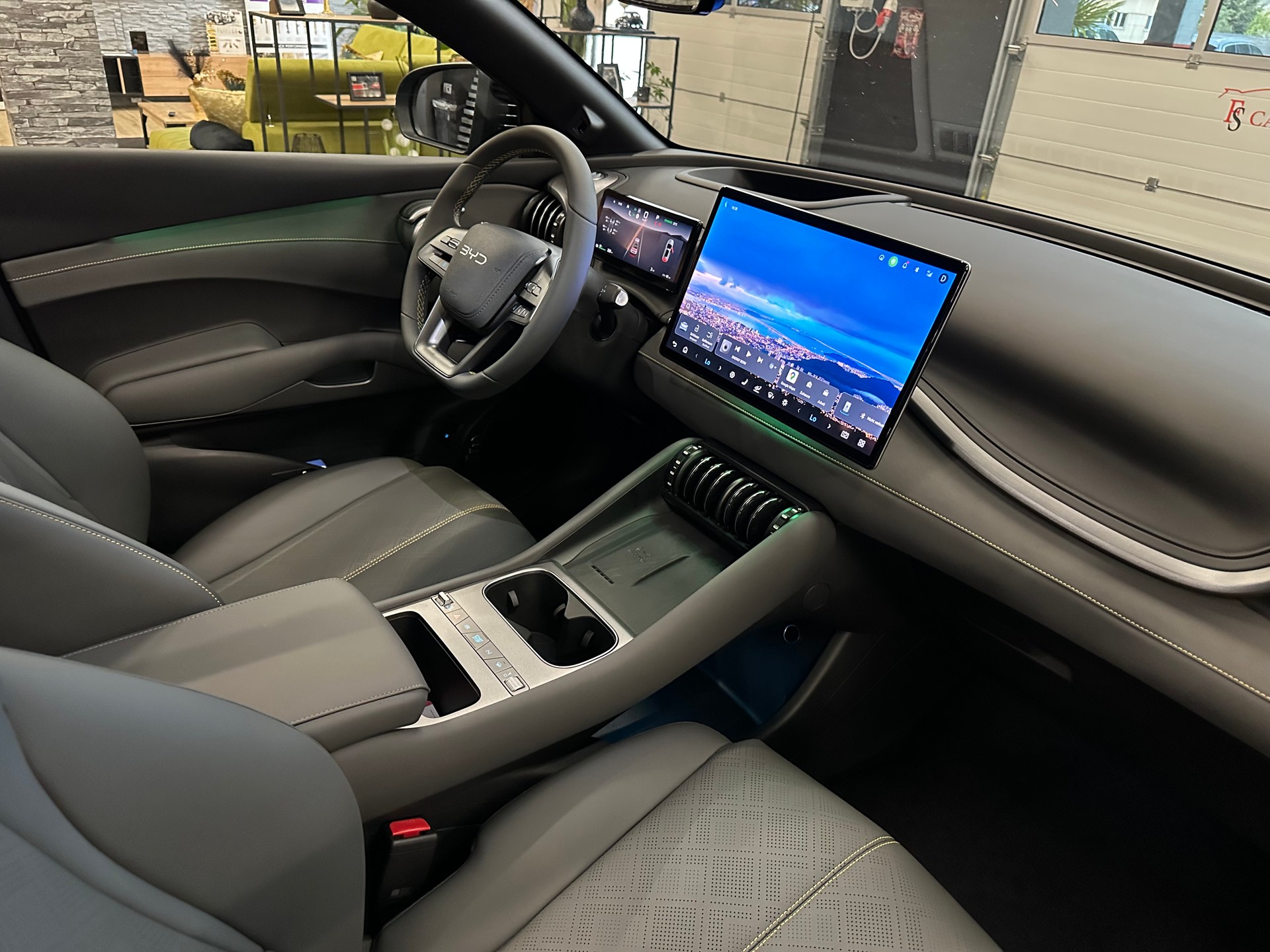 BYD Atto 3 EVO 74.8 kWh Excellence AWD-image-15