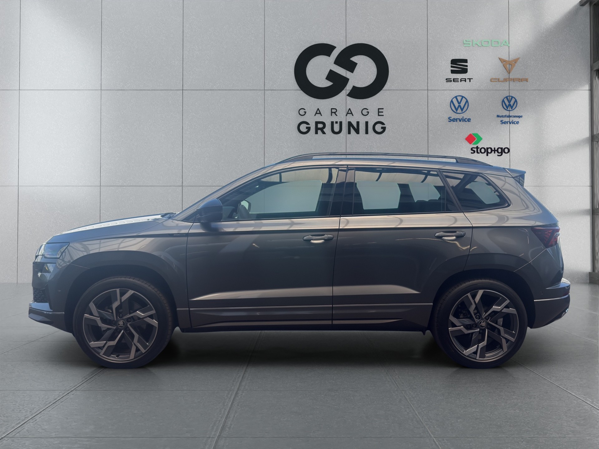 SKODA Karoq 2.0 TSI SportLine 4x4 DSG-showroom-element-2
