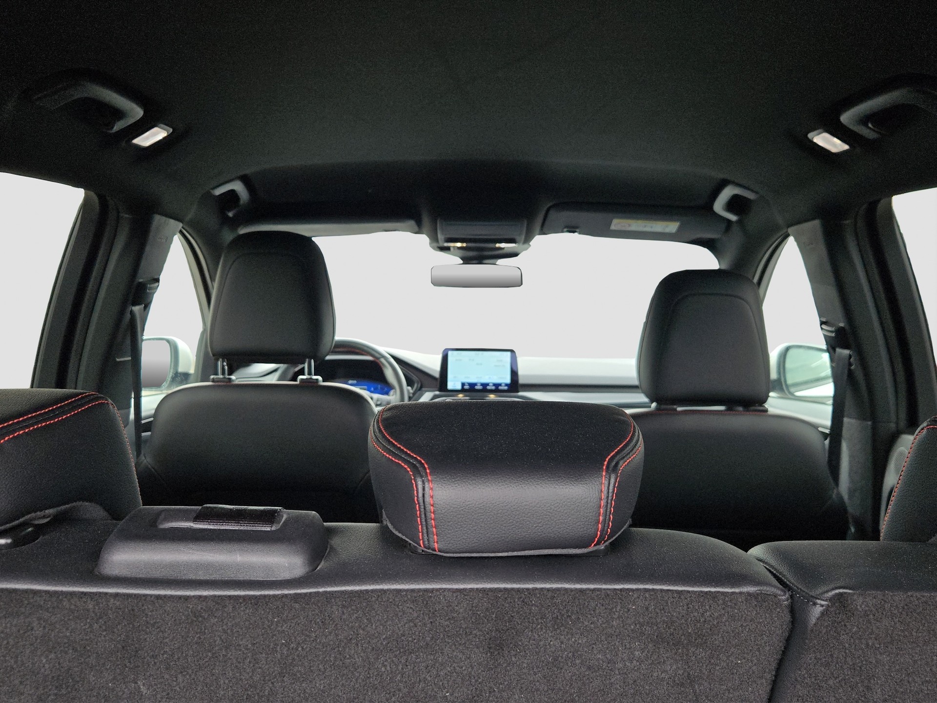 FORD Kuga 2.0 TDCi EcoBlue ST-Line X 4WD-image-3