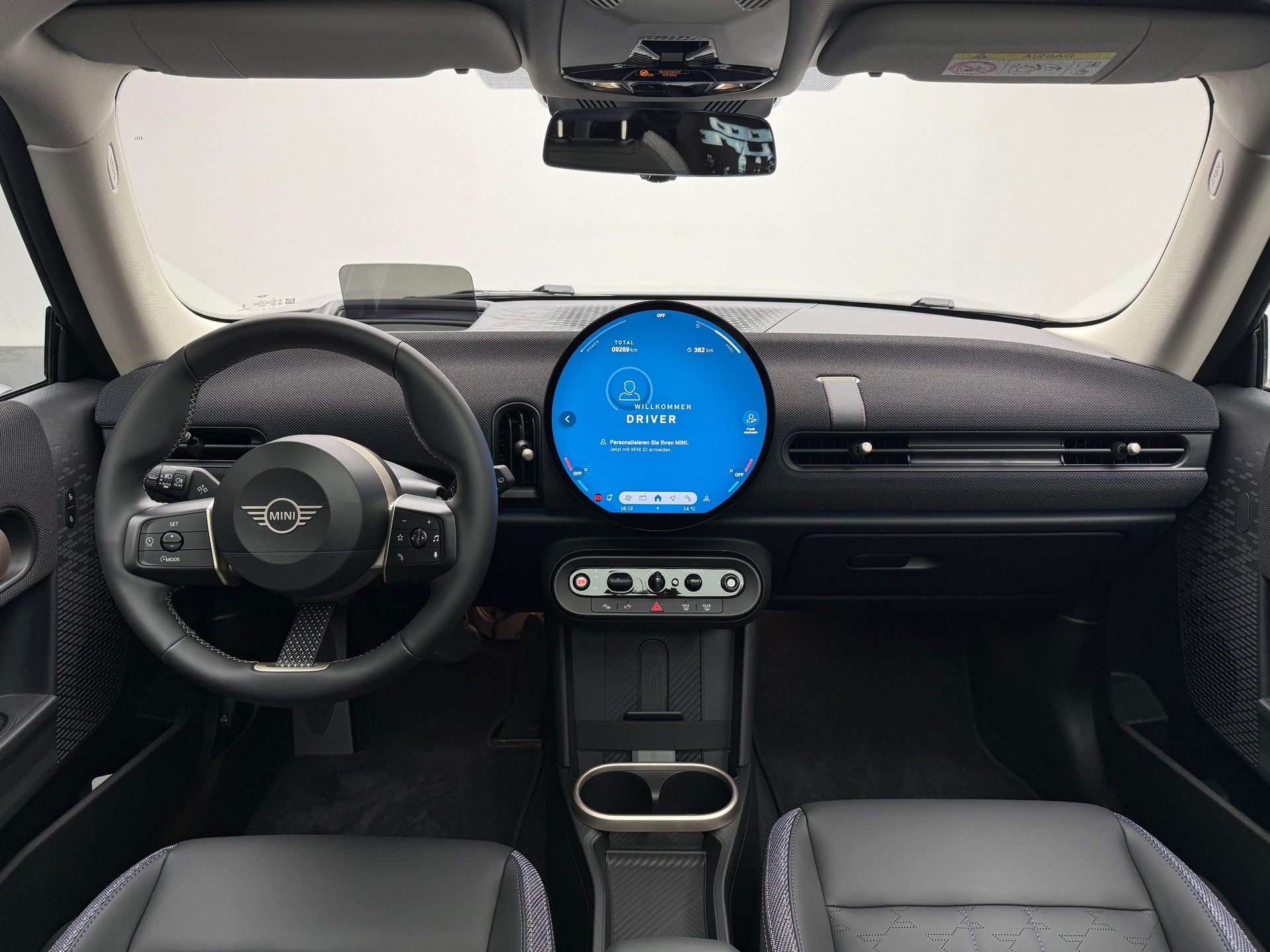 MINI F66 2.0i Cooper S-image-11