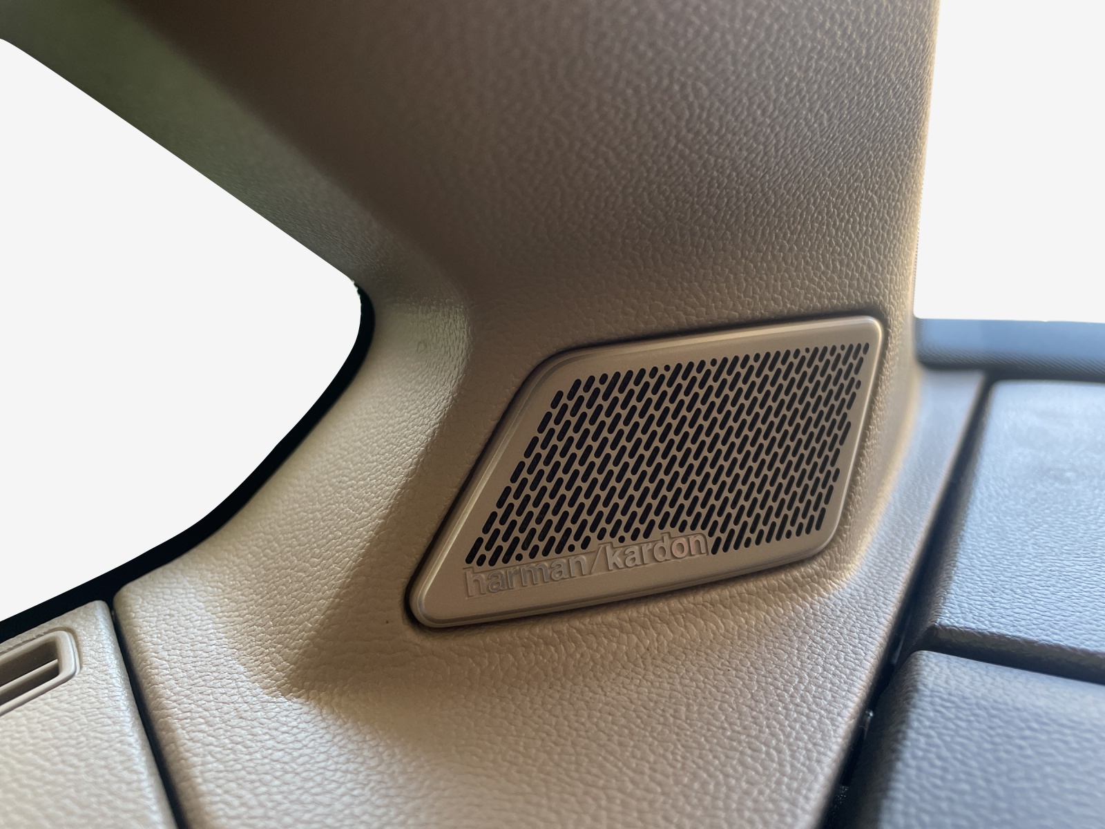 VW Multivan 1.5 eHybrid Style Liberty Lang DSG-image-15