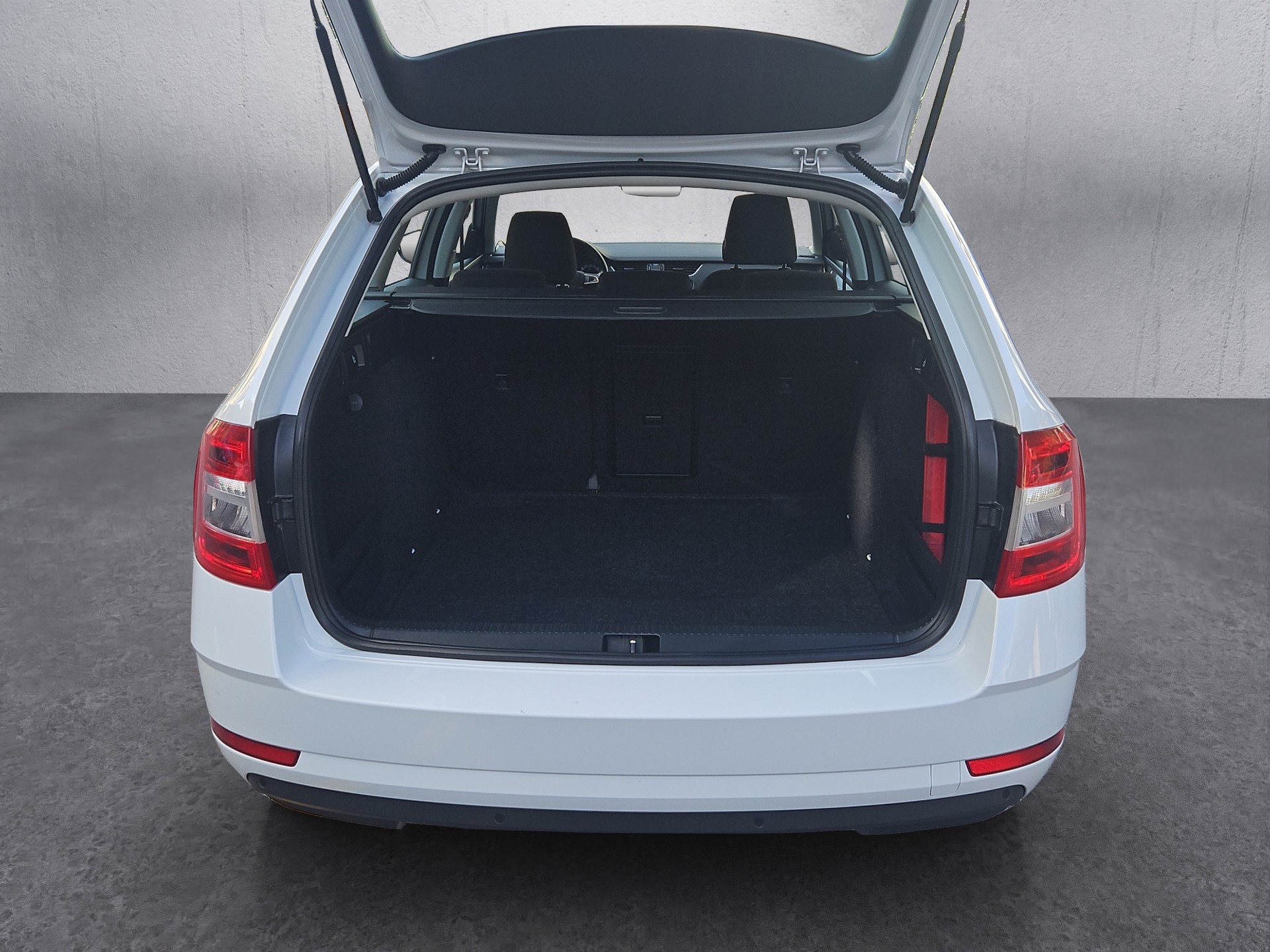 SKODA Octavia 2.0 TDI Ambition 4x4-image-20