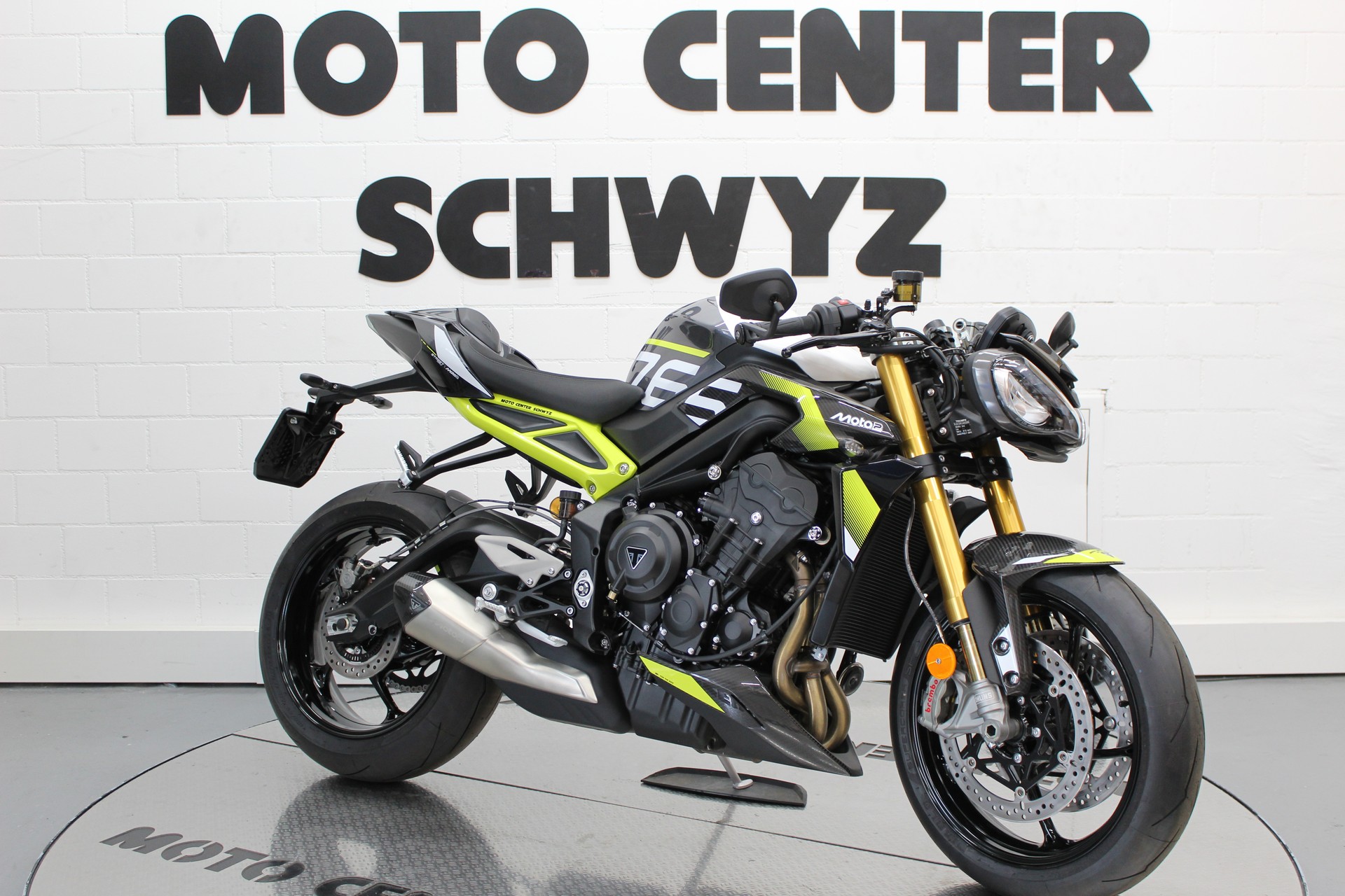 TRIUMPH Street Triple Moto2 765-showroom-element-1