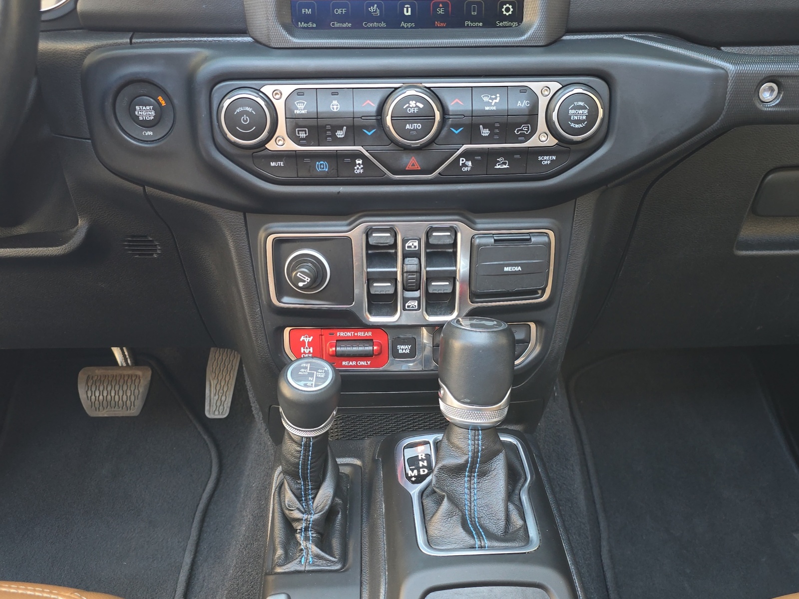JEEP Wrangler 2.0 PHEV Unlimited Rubicon DT Automatic-image-13