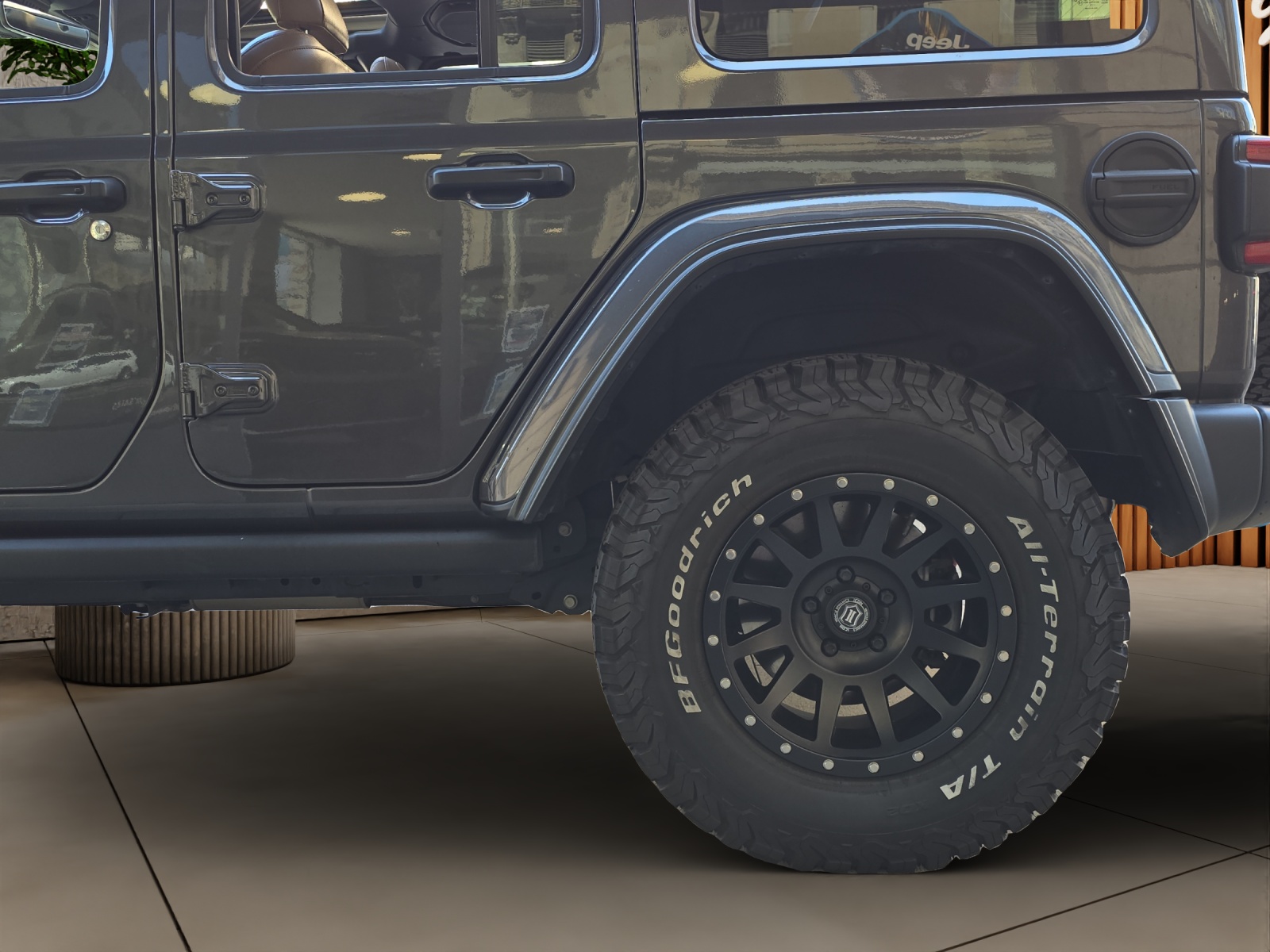 JEEP Wrangler 2.0 PHEV Unlimited Rubicon DT Automatic-image-21
