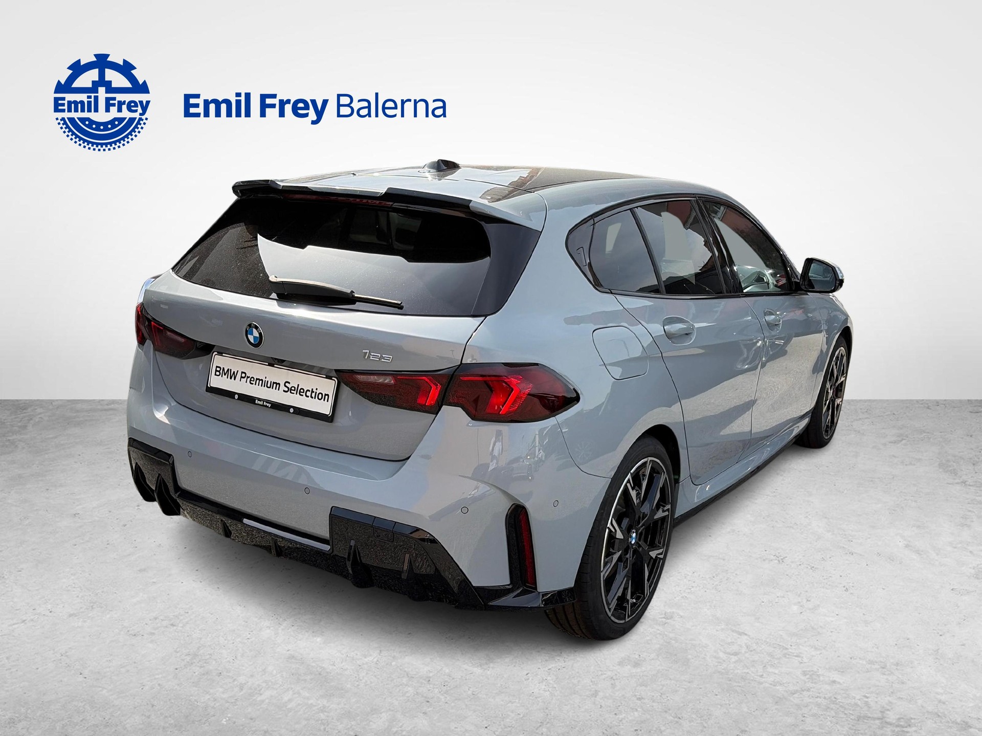 BMW 123 xDrive-image-5