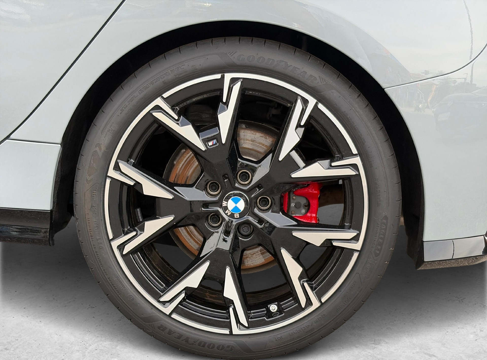 BMW 123 xDrive-image-16