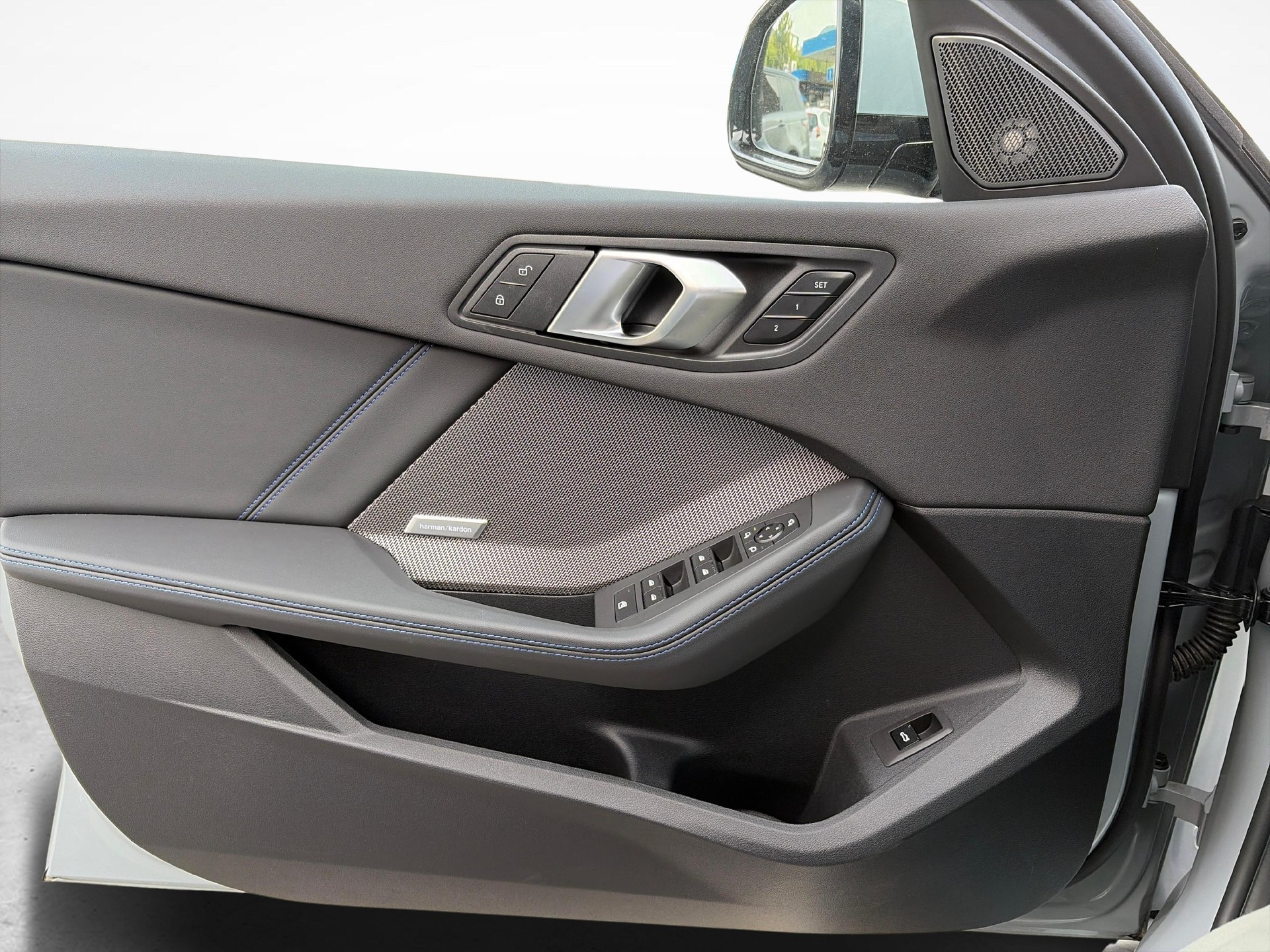 BMW 123 xDrive-image-14