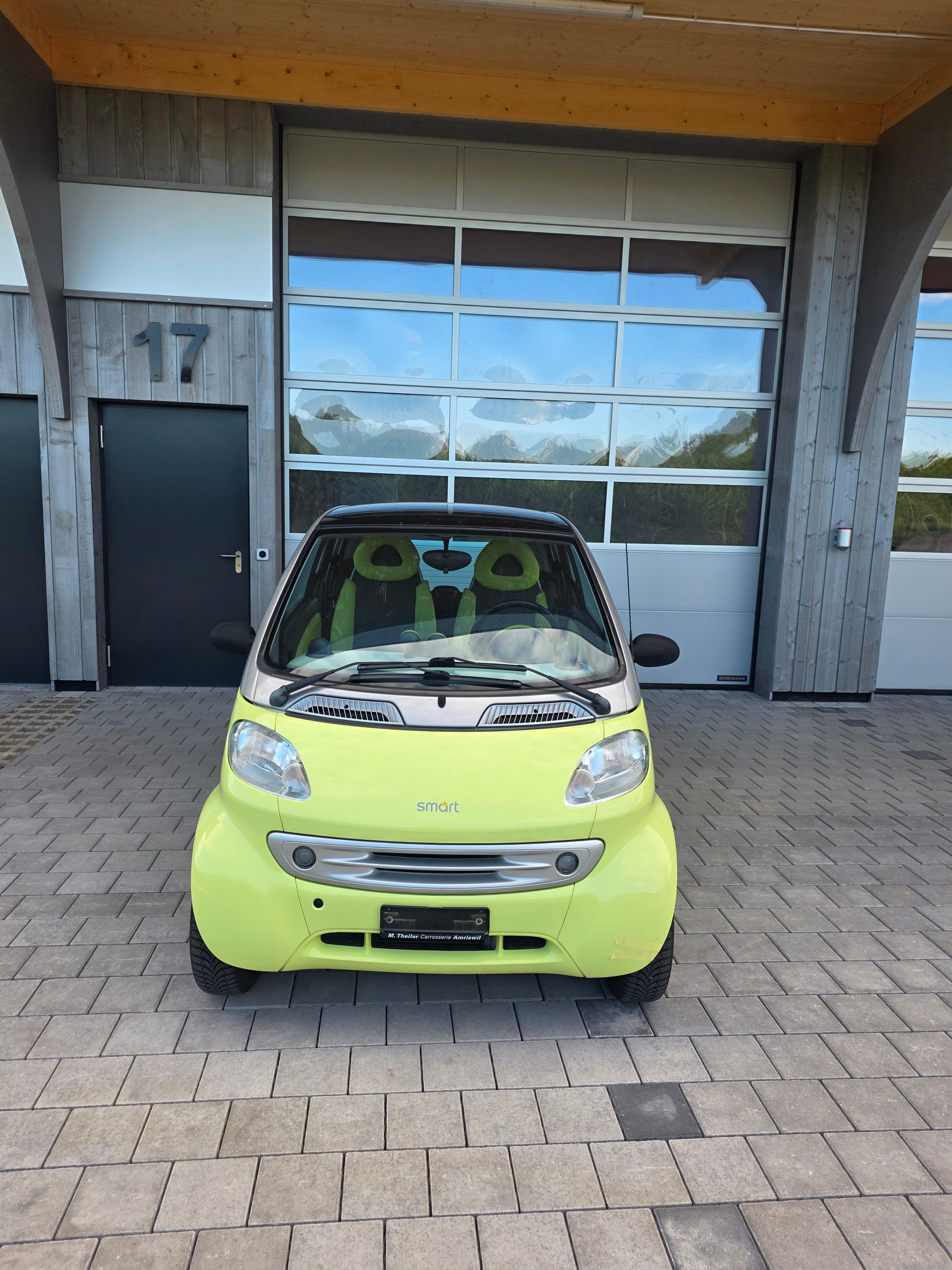 SMART fortwo pulse-image-0