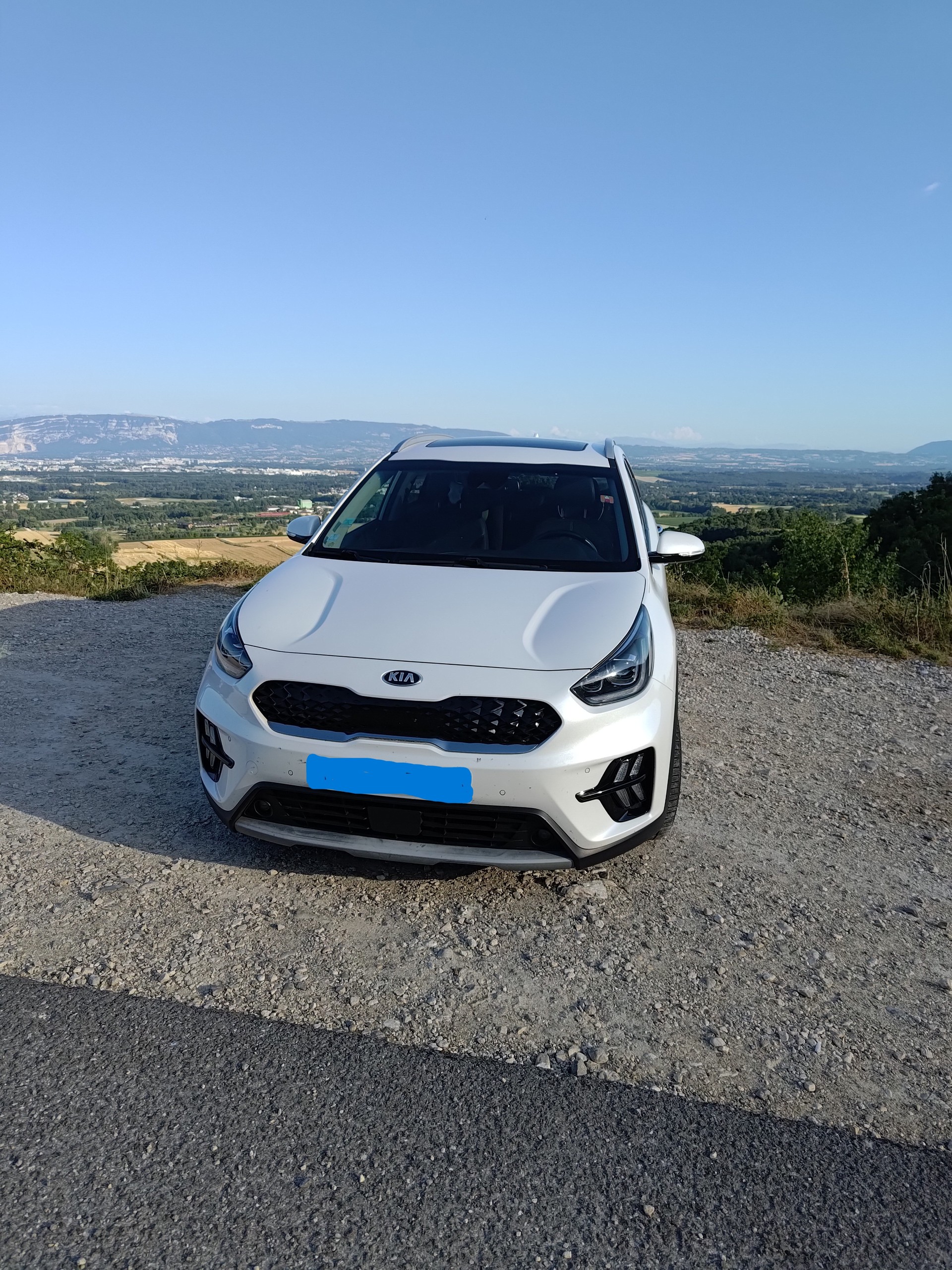 KIA 1.6 GDi Hybrid Premium Pack Cool-image-2
