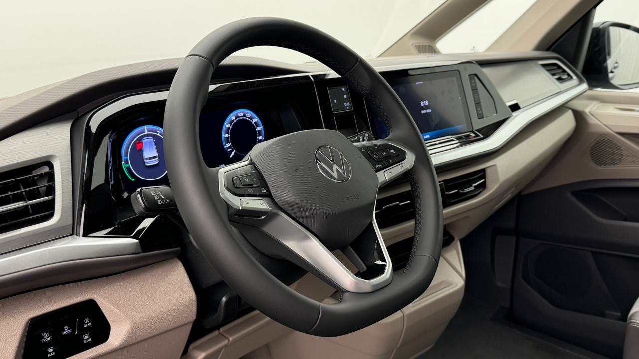 VW Multivan 1.5 eHybrid Life Edition Lang DSG-image-6