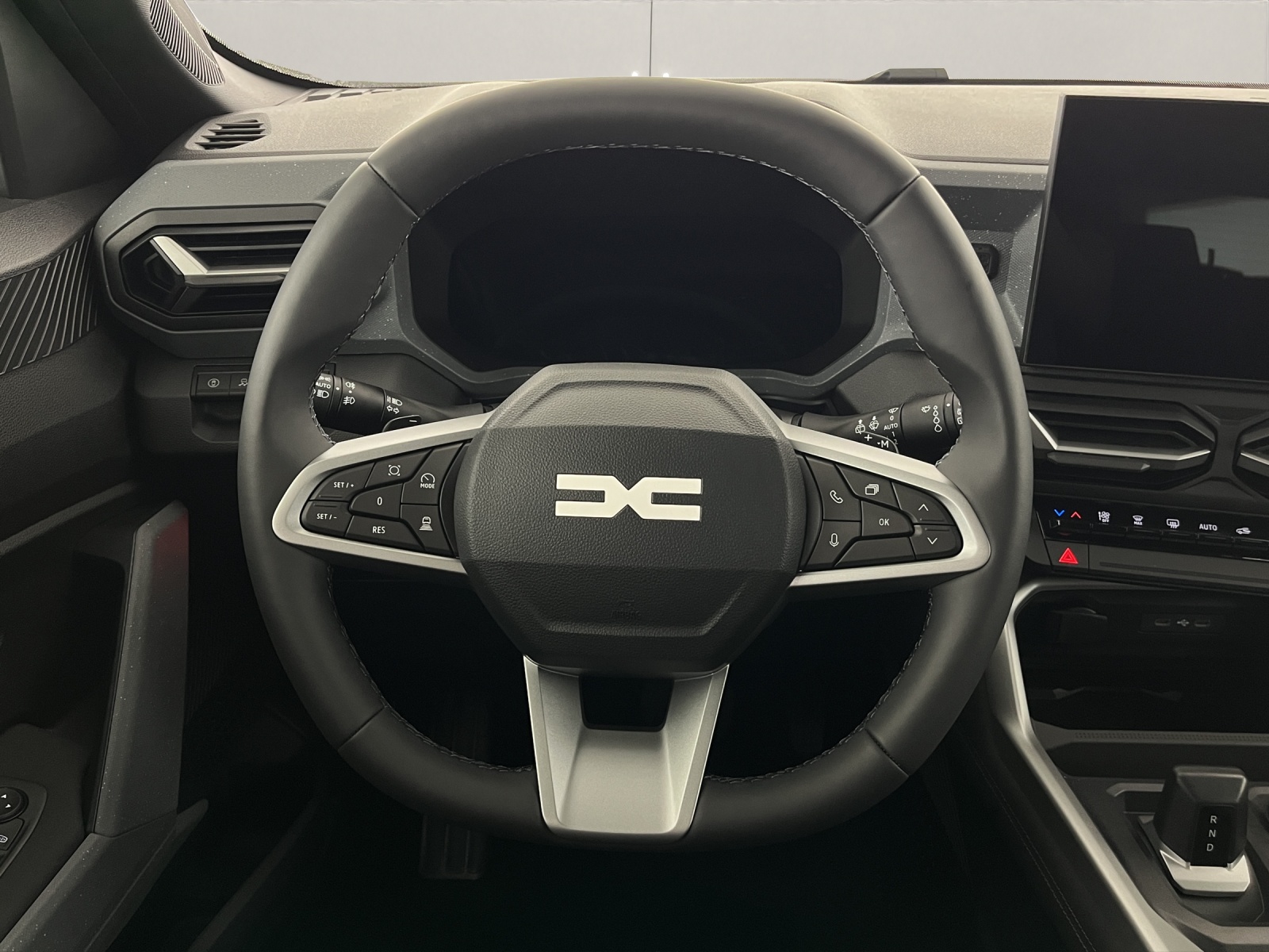 DACIA Bigster 1.2 Hybrid Journey 4WD-image-9
