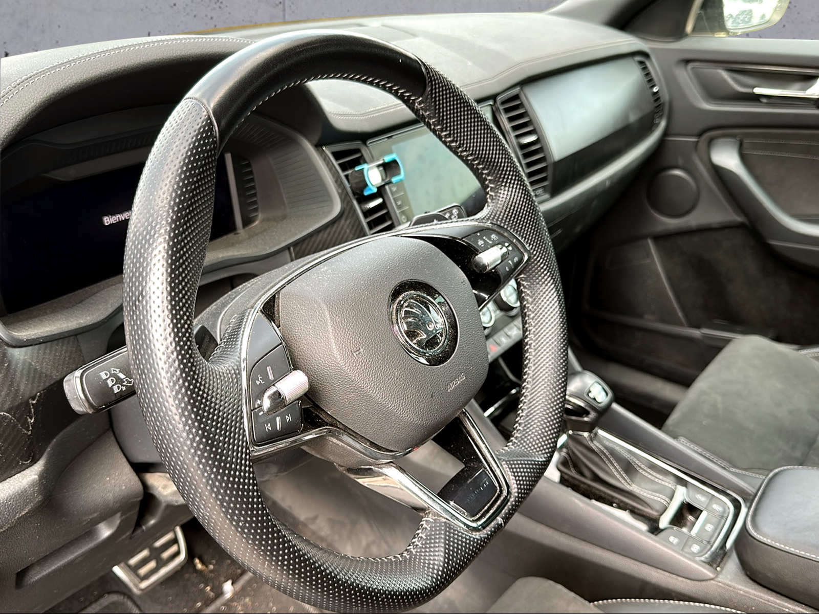 SKODA Kodiaq 2.0 TDI CR SportLine 4x4 DSG-image-2
