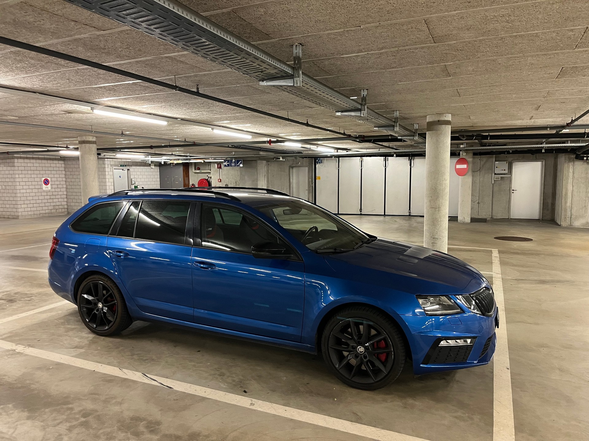 SKODA 2.0 TSI RS DSG-image-0