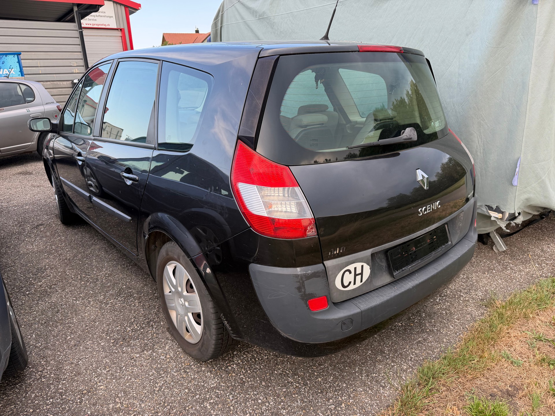 RENAULT Grand Scénic 1.6 16V Expression-image-8