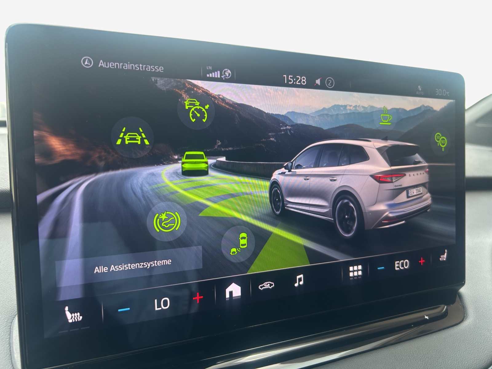 SKODA Enyaq iV 80x SportLine-image-15