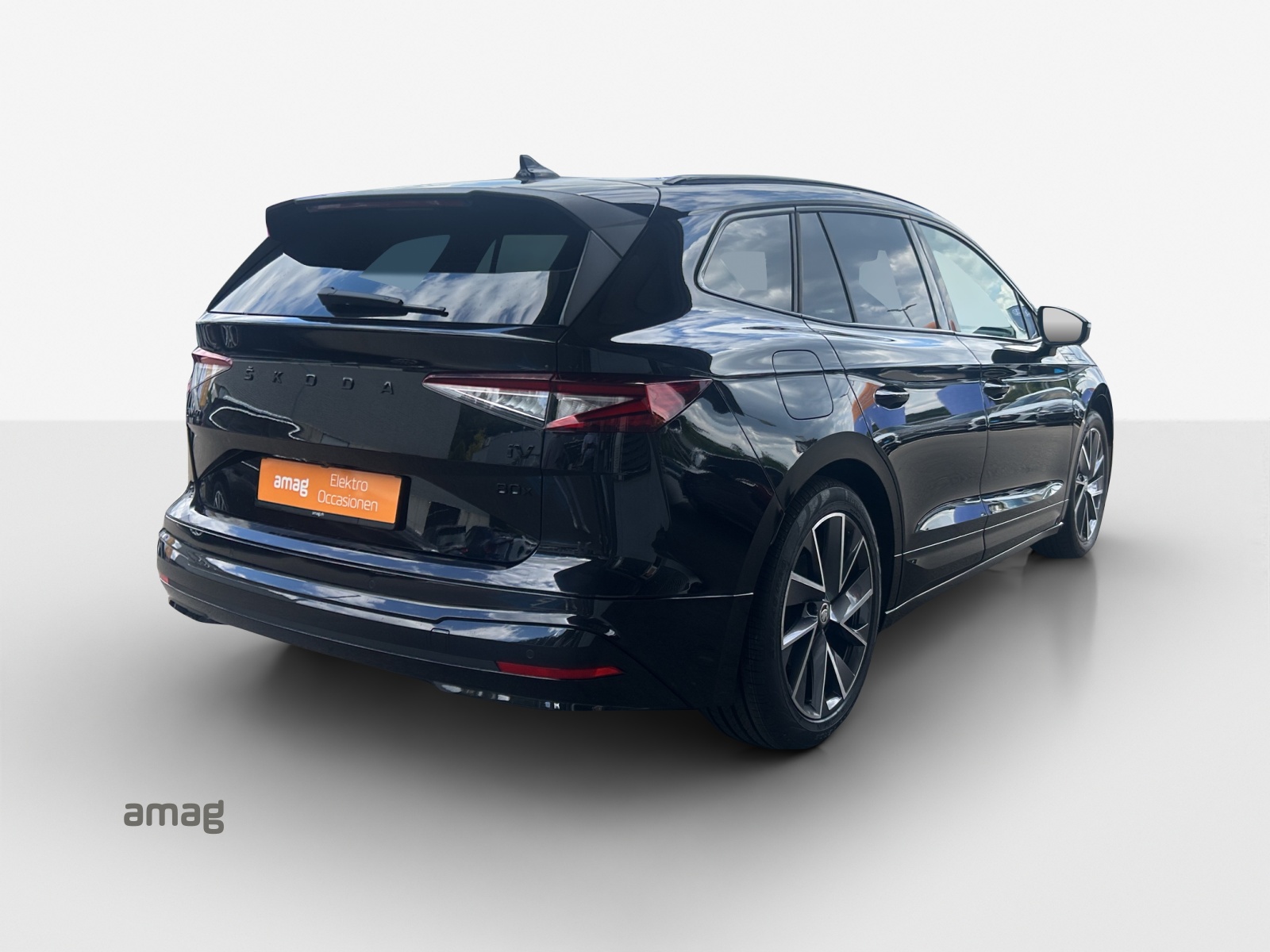 SKODA Enyaq iV 80x SportLine-image-4