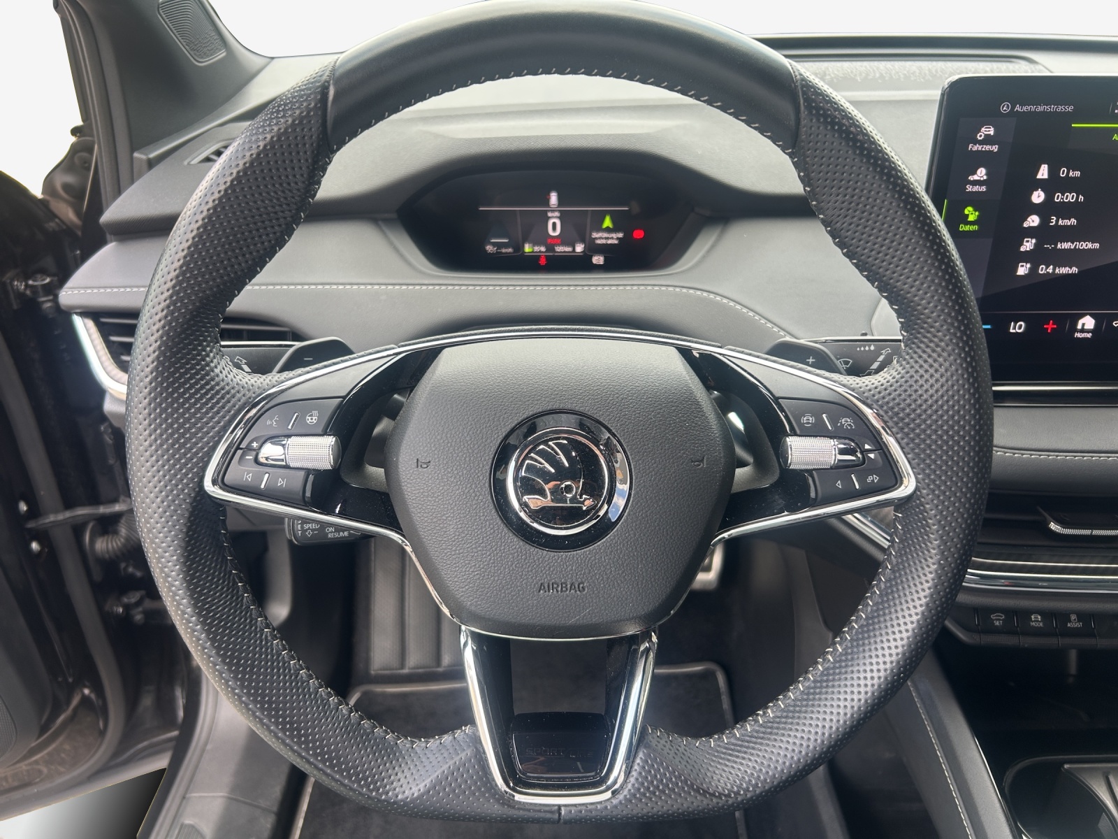 SKODA Enyaq iV 80x SportLine-image-9