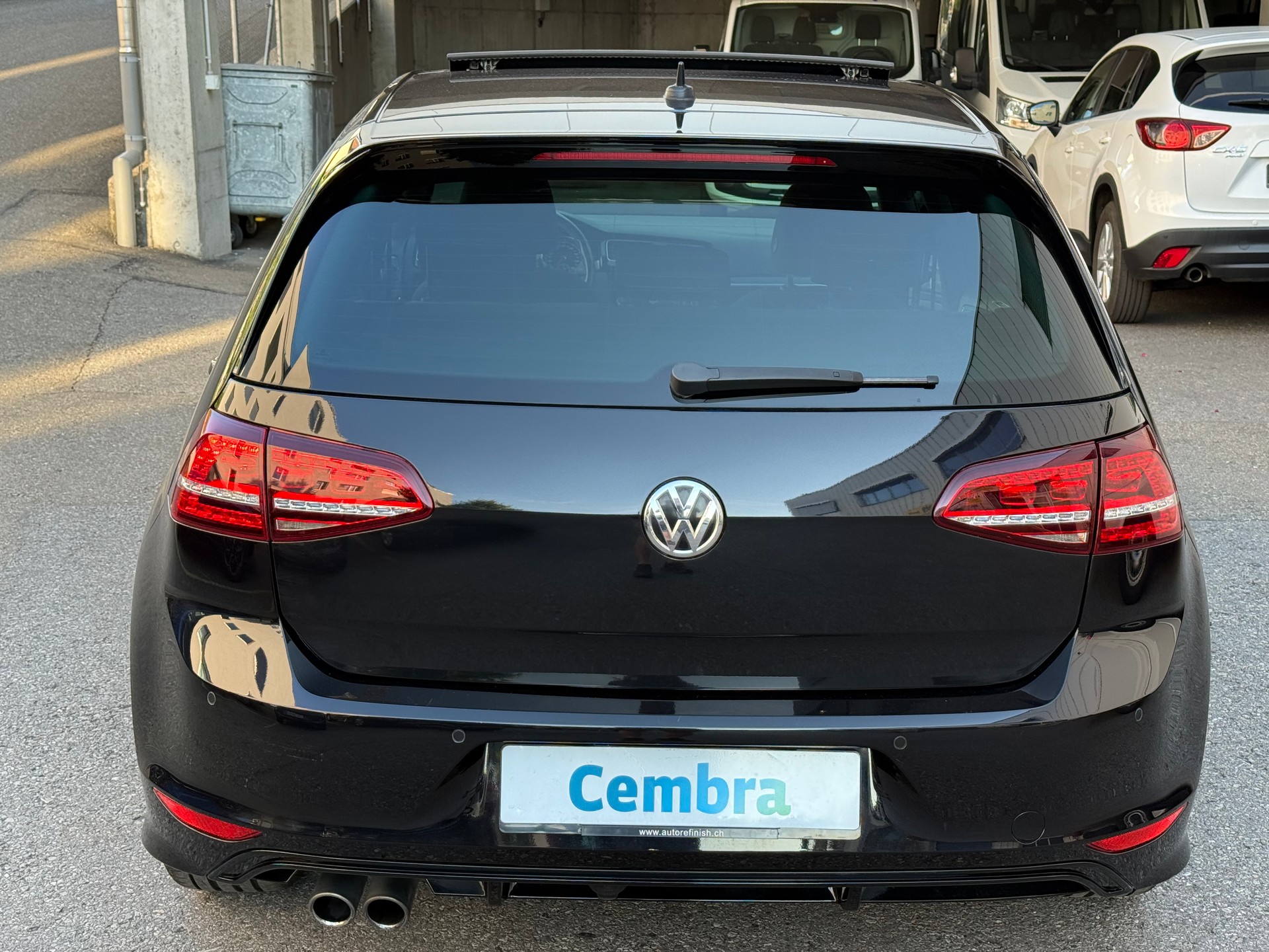 VW Golf 1.4 TSI Lounge R-Line-image-5