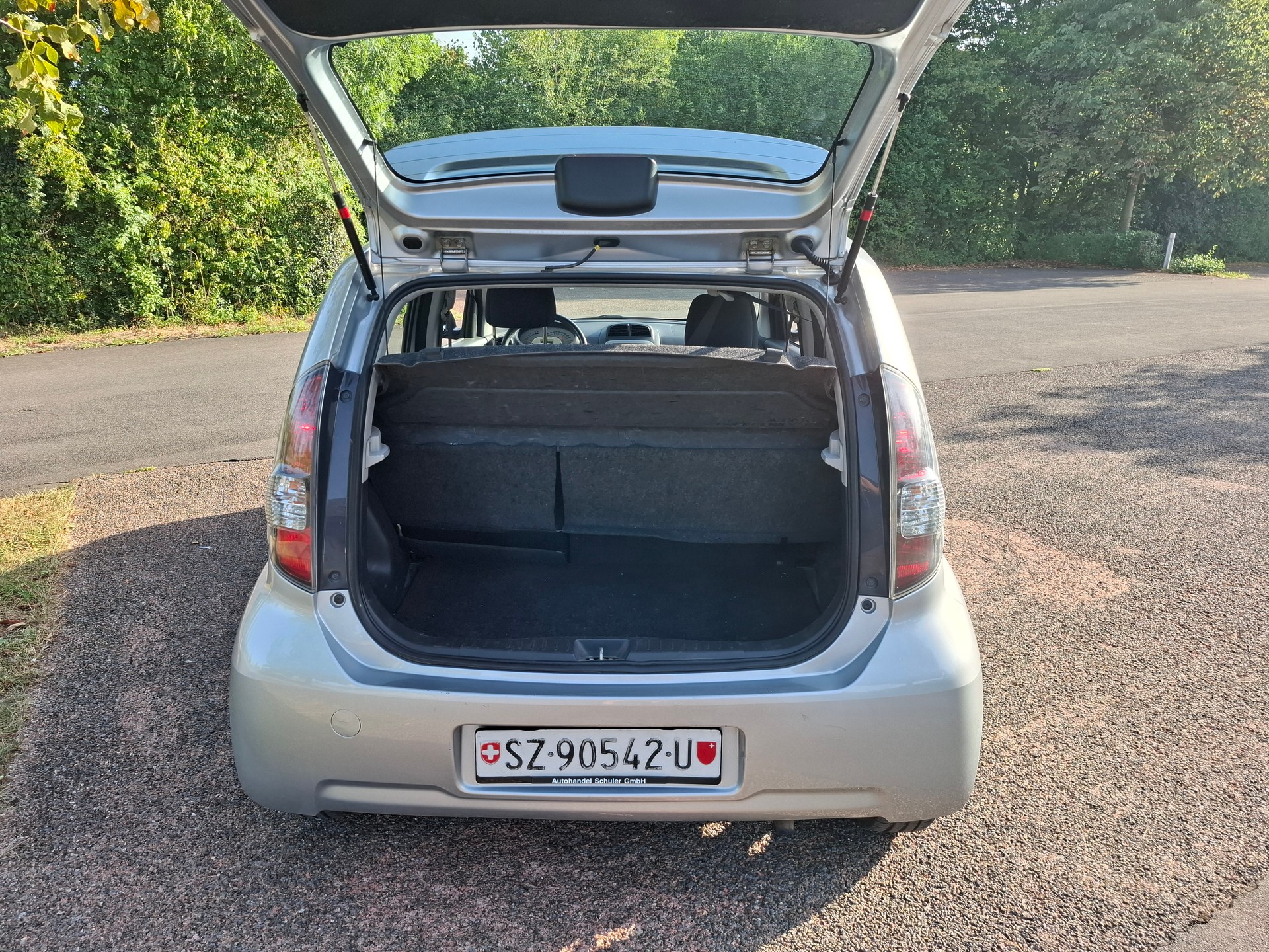DAIHATSU Sirion 1.3 eco-4WD-image-8