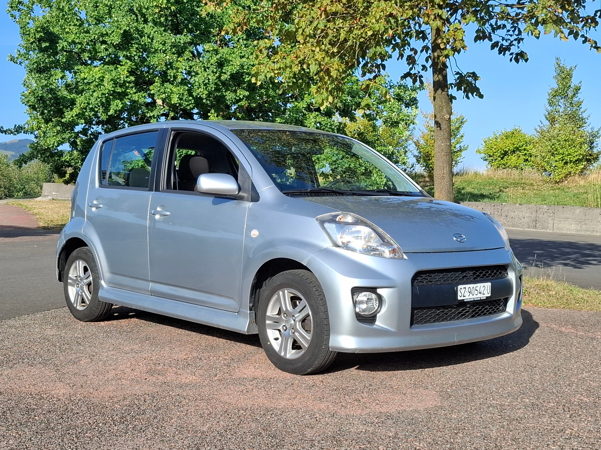 DAIHATSU Sirion 1.3 eco-4WD-image-0