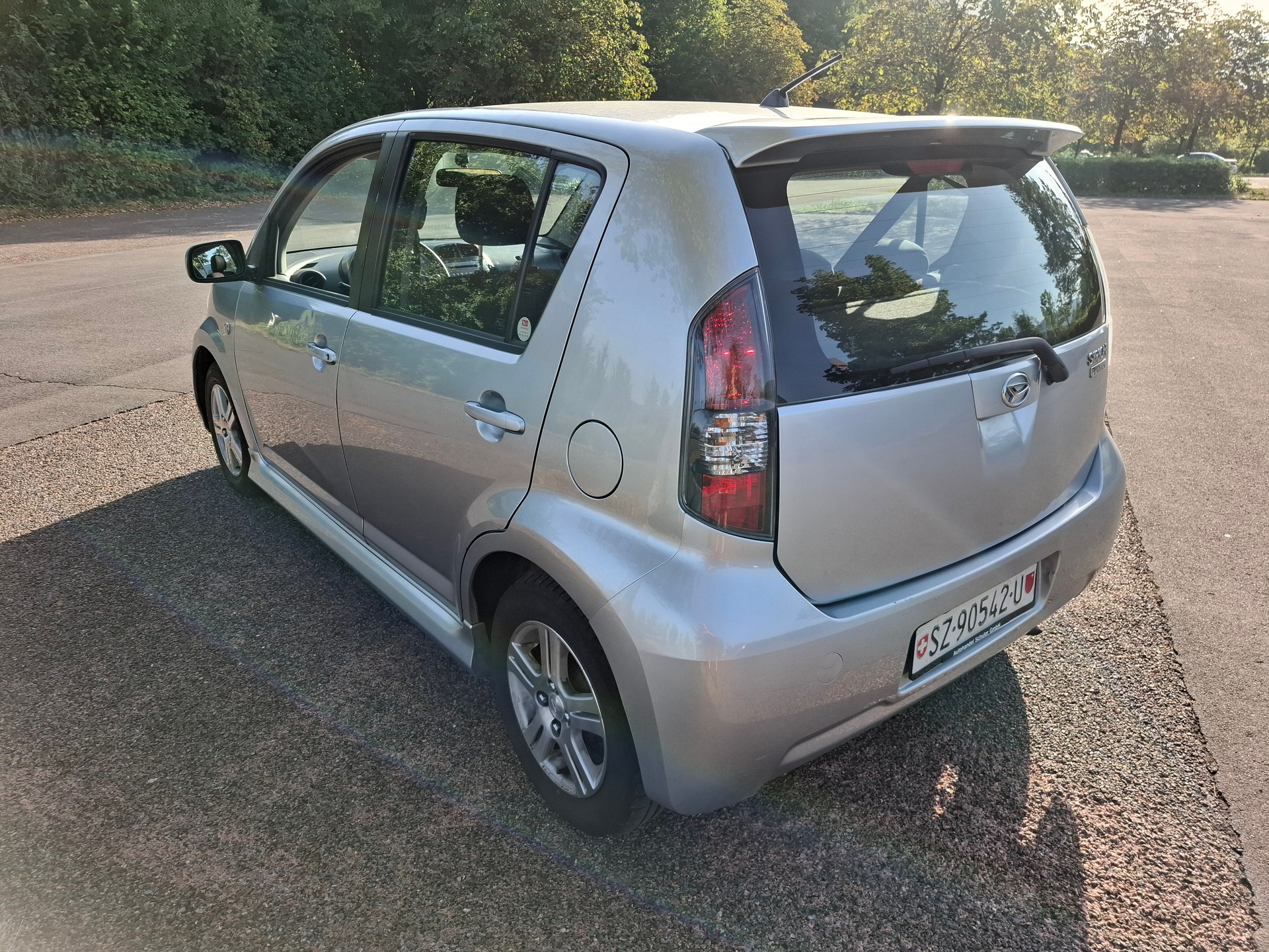 DAIHATSU Sirion 1.3 eco-4WD-image-6