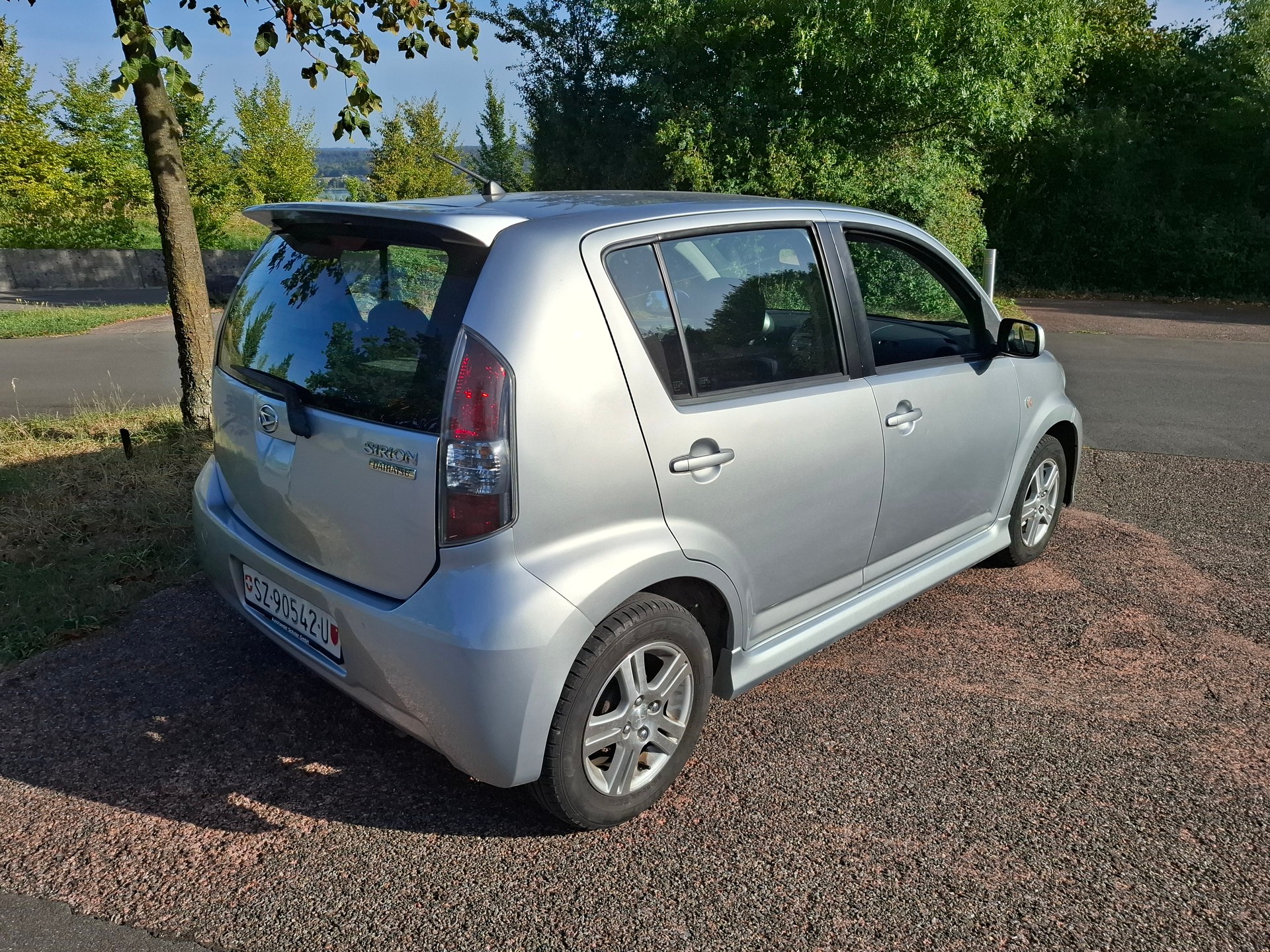 DAIHATSU Sirion 1.3 eco-4WD-image-5