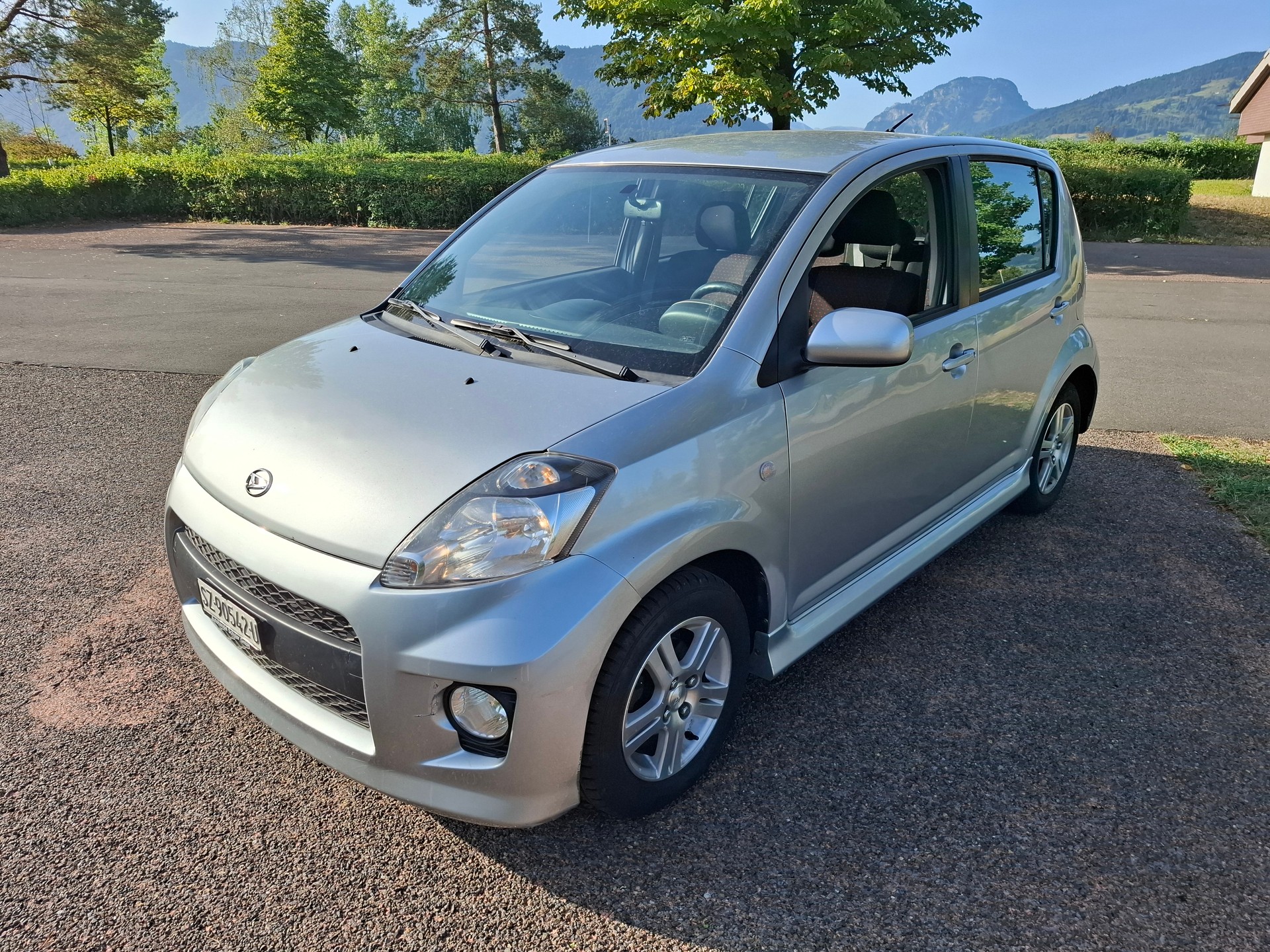 DAIHATSU Sirion 1.3 eco-4WD-image-2