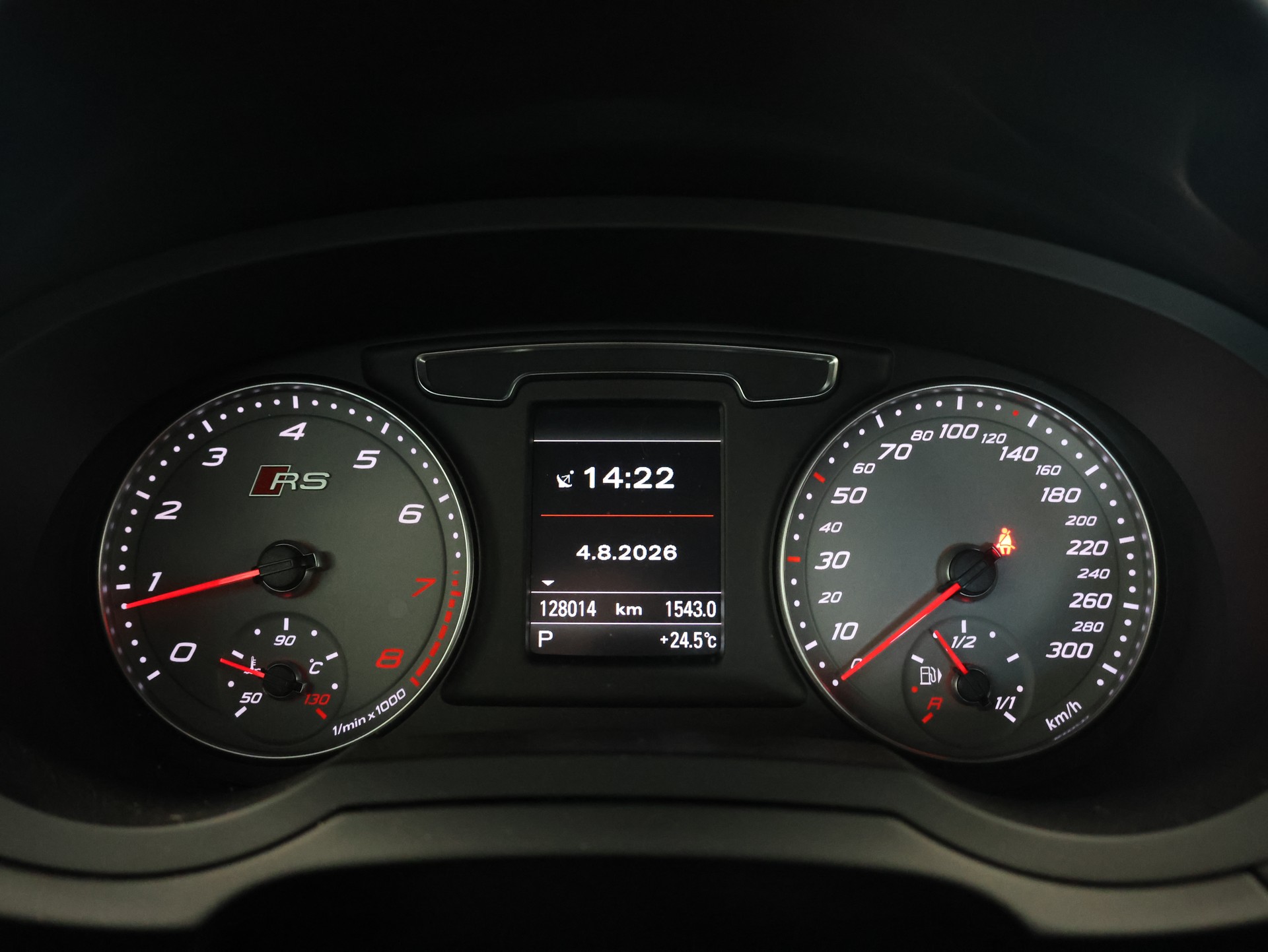 AUDI RS Q3 2.5 TFSI performance quattro S-tronic *Bose* *Sitzheizung* *Rückfahrkamera*-image-18