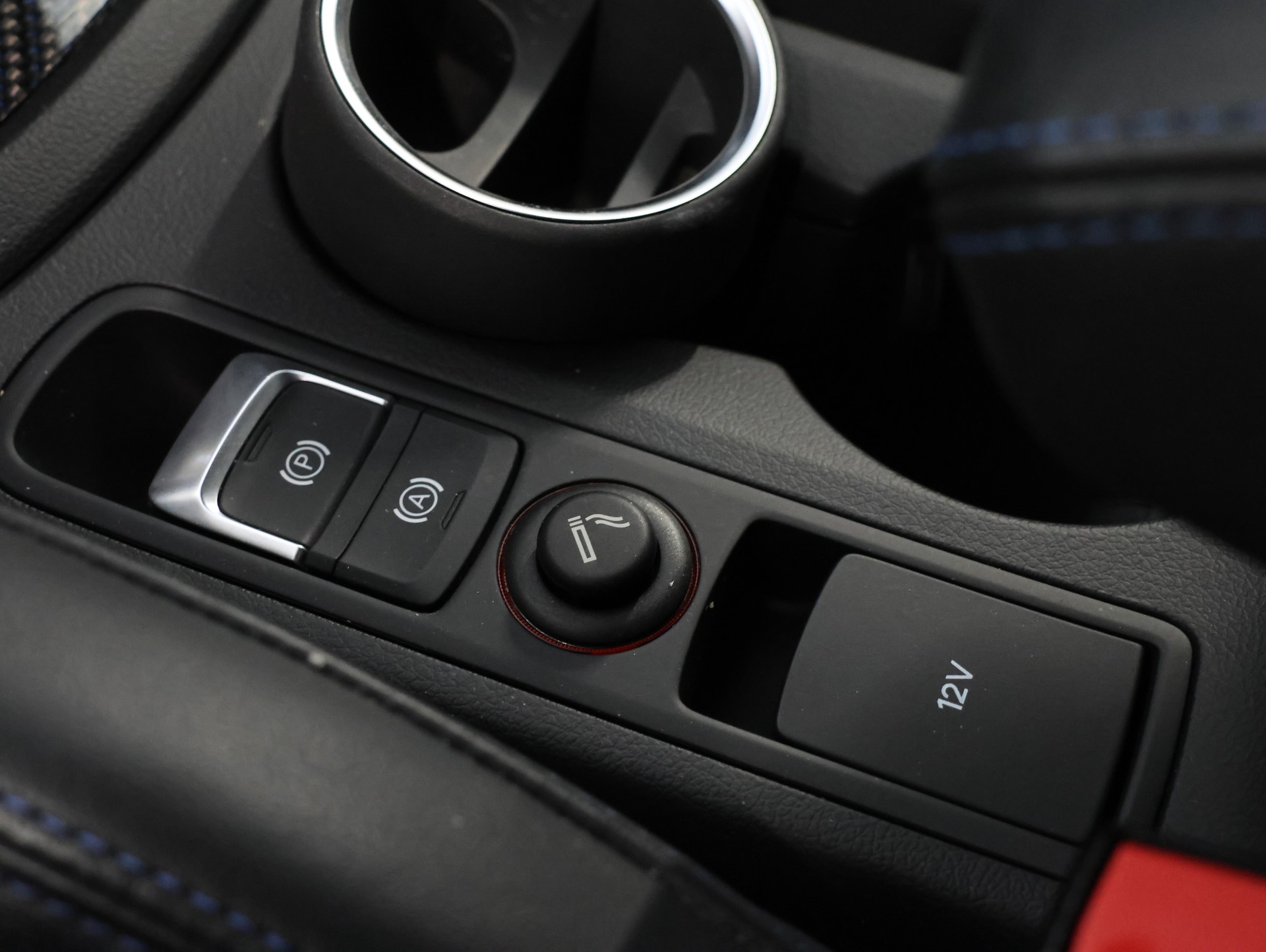 AUDI RS Q3 2.5 TFSI performance quattro S-tronic *Bose* *Sitzheizung* *Rückfahrkamera*-image-32